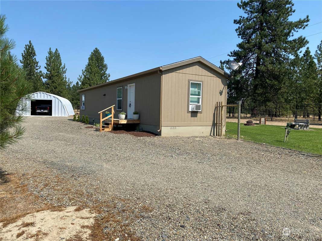 31 CARVER LN, KETTLE FALLS, WA 99141, photo 1 of 27