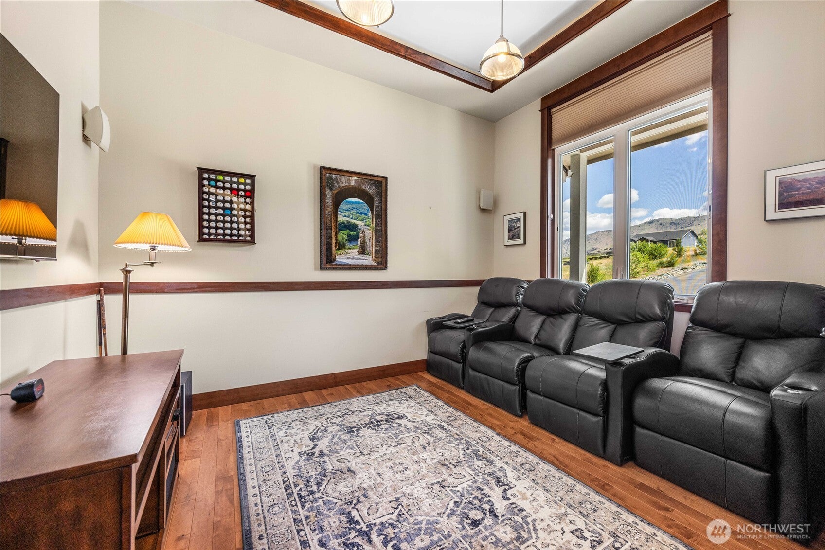Orondo, Washington, 98843, United States, 3 Bedrooms Bedrooms, ,4 BathroomsBathrooms,Residential,Active,1823970
