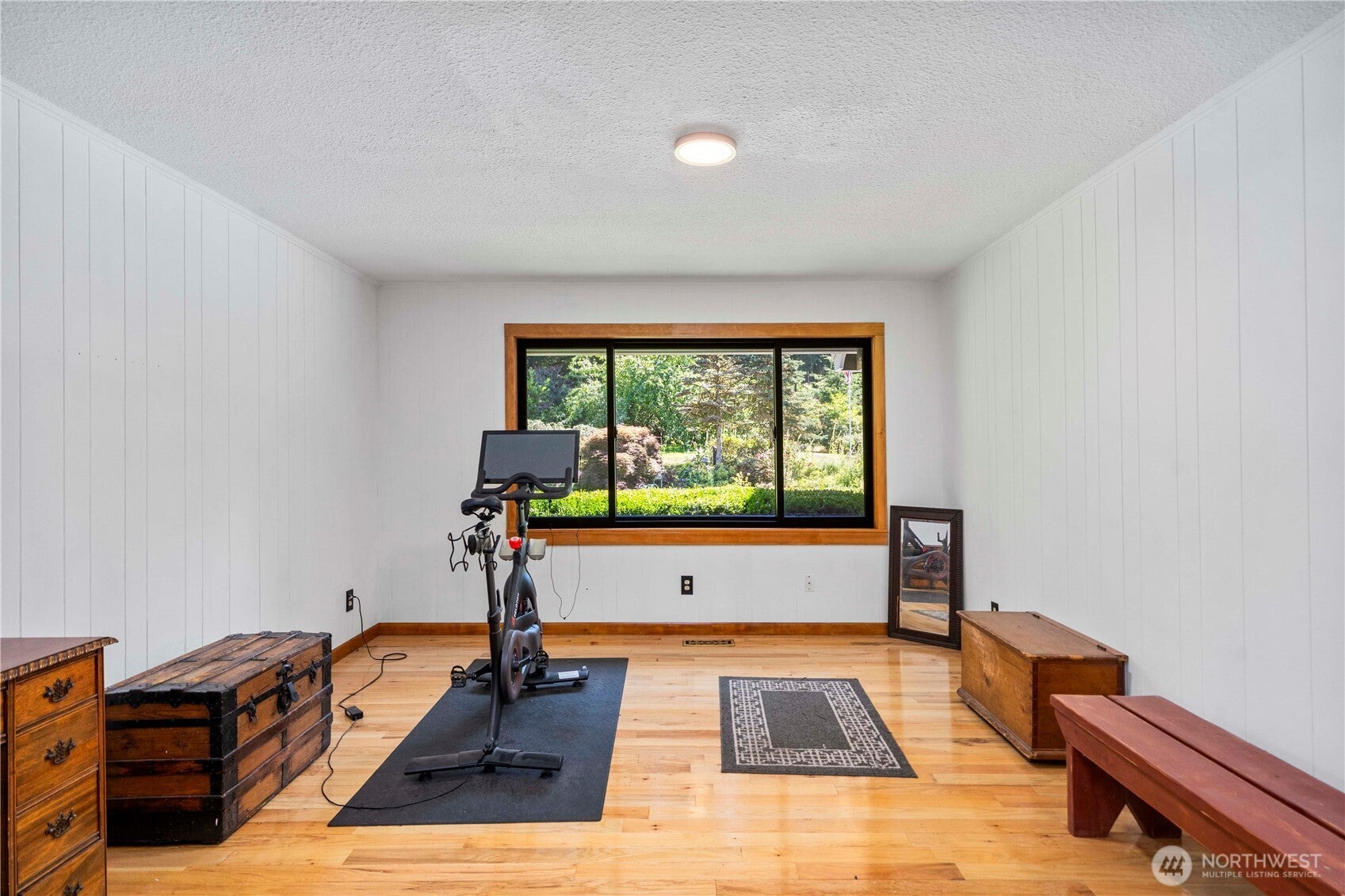 Lakewood, Washington, 98499, United States, ,3 BathroomsBathrooms,Residential,Active,1888516