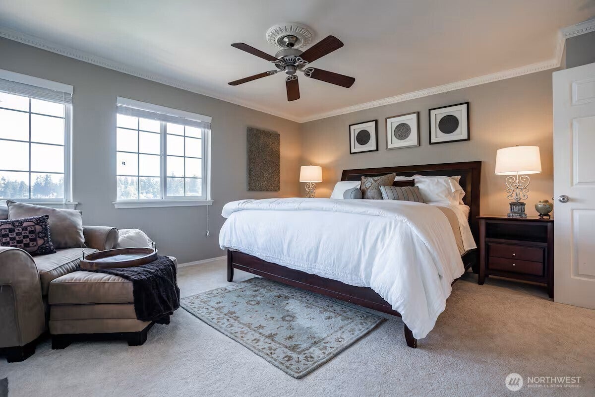 Lakewood, Washington, 98498, United States, 4 Bedrooms Bedrooms, ,4 BathroomsBathrooms,Residential,Active,1988477