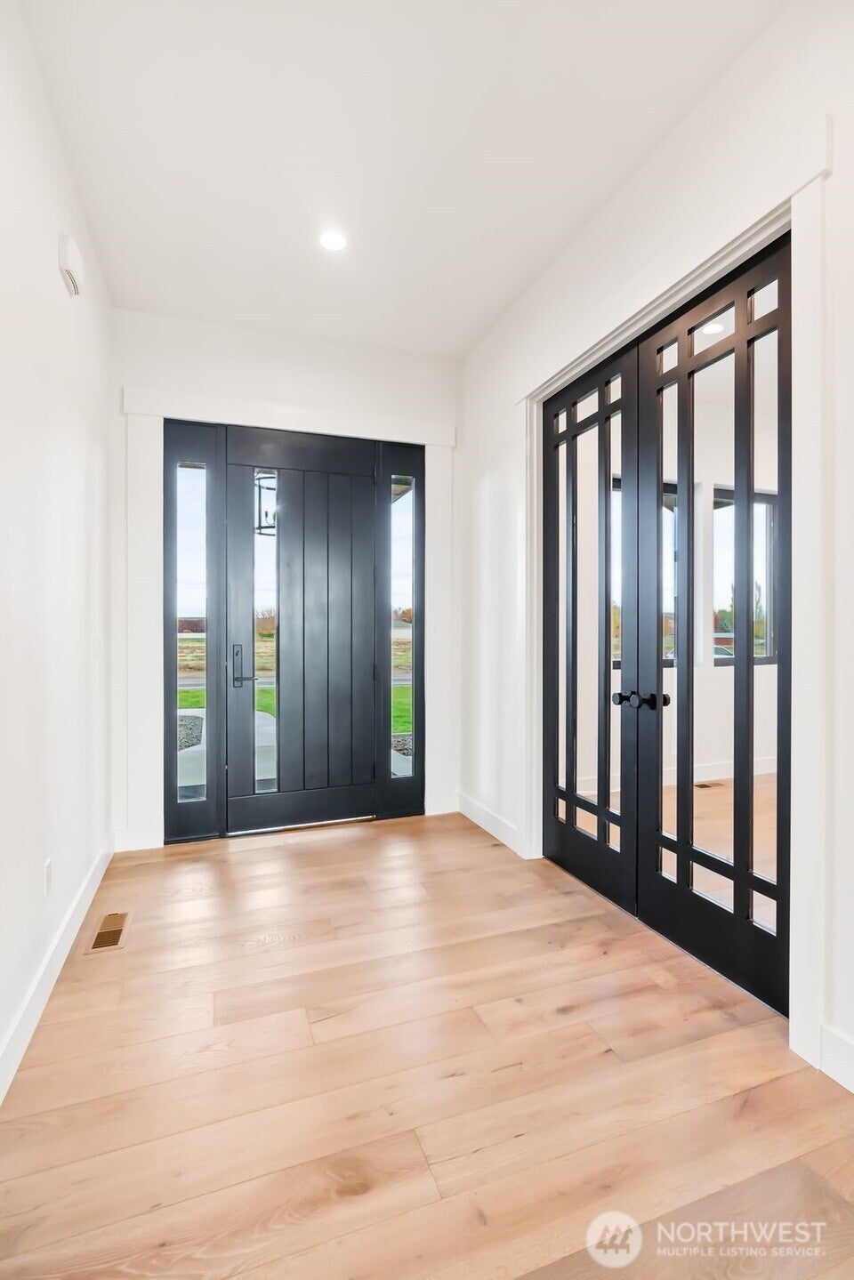 Yakima, Washington, 98908, United States, 4 Bedrooms Bedrooms, ,4 BathroomsBathrooms,Residential,Active,1993975