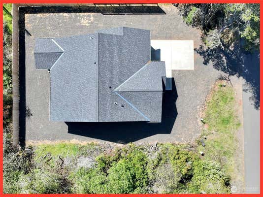 334 ENSIGN AVE NW, OCEAN SHORES, WA 98569, photo 3 of 34