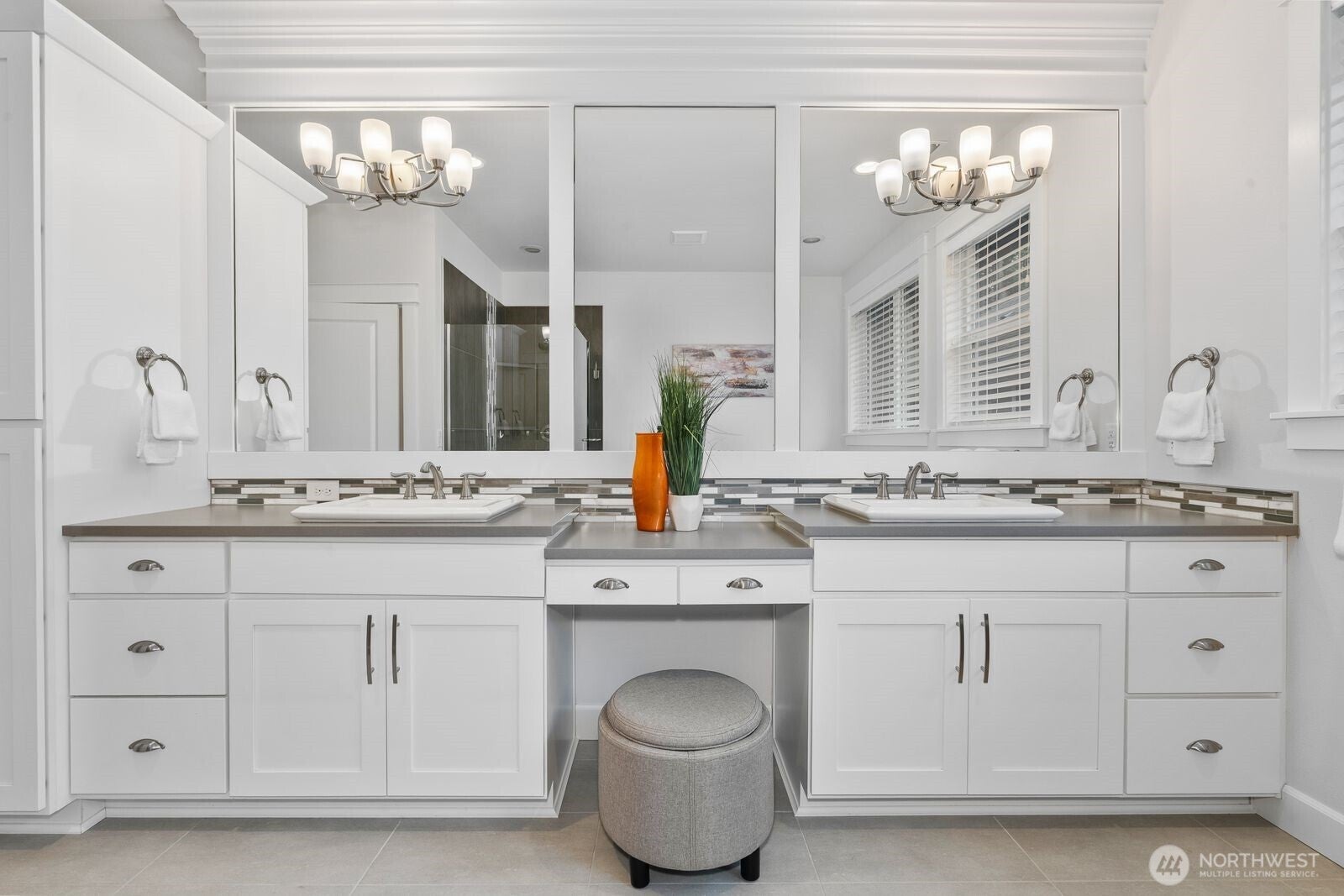 Issaquah, Washington, 98029, United States, 4 Bedrooms Bedrooms, ,3 BathroomsBathrooms,Residential,Active,2015456