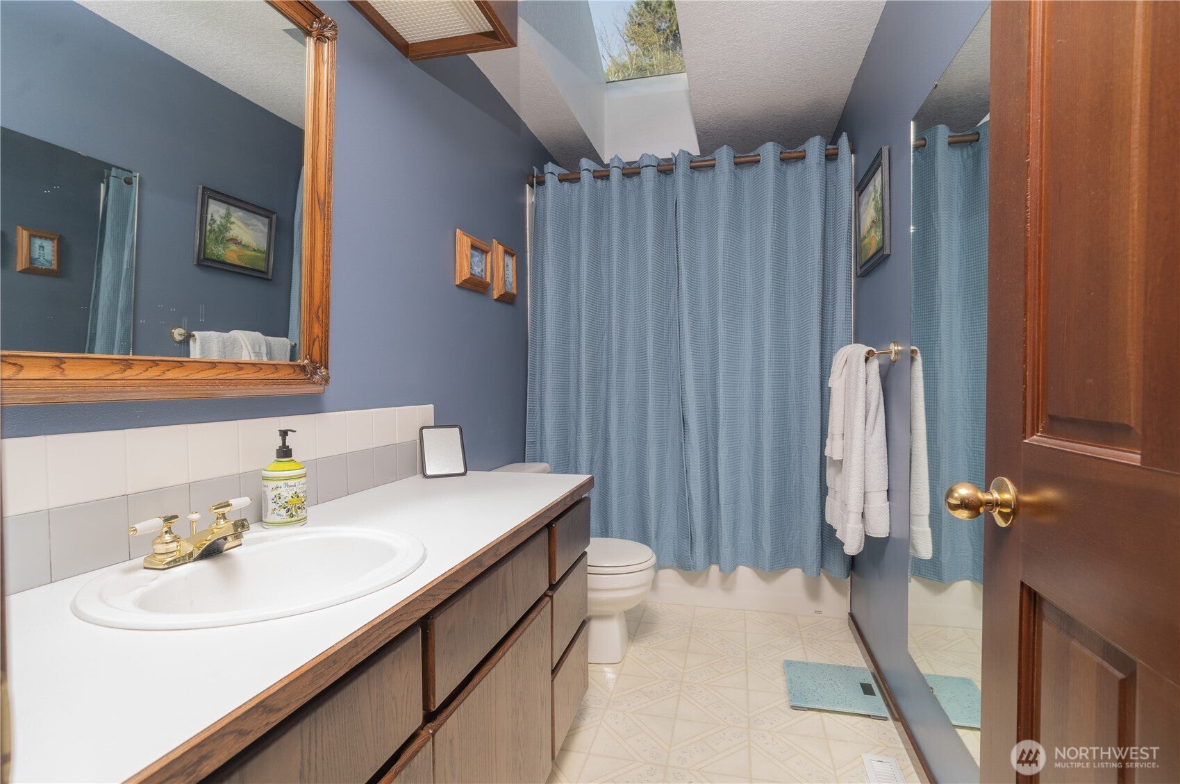 Lacey, Washington, 98516, United States, 4 Bedrooms Bedrooms, ,3 BathroomsBathrooms,Residential,Active,2008328