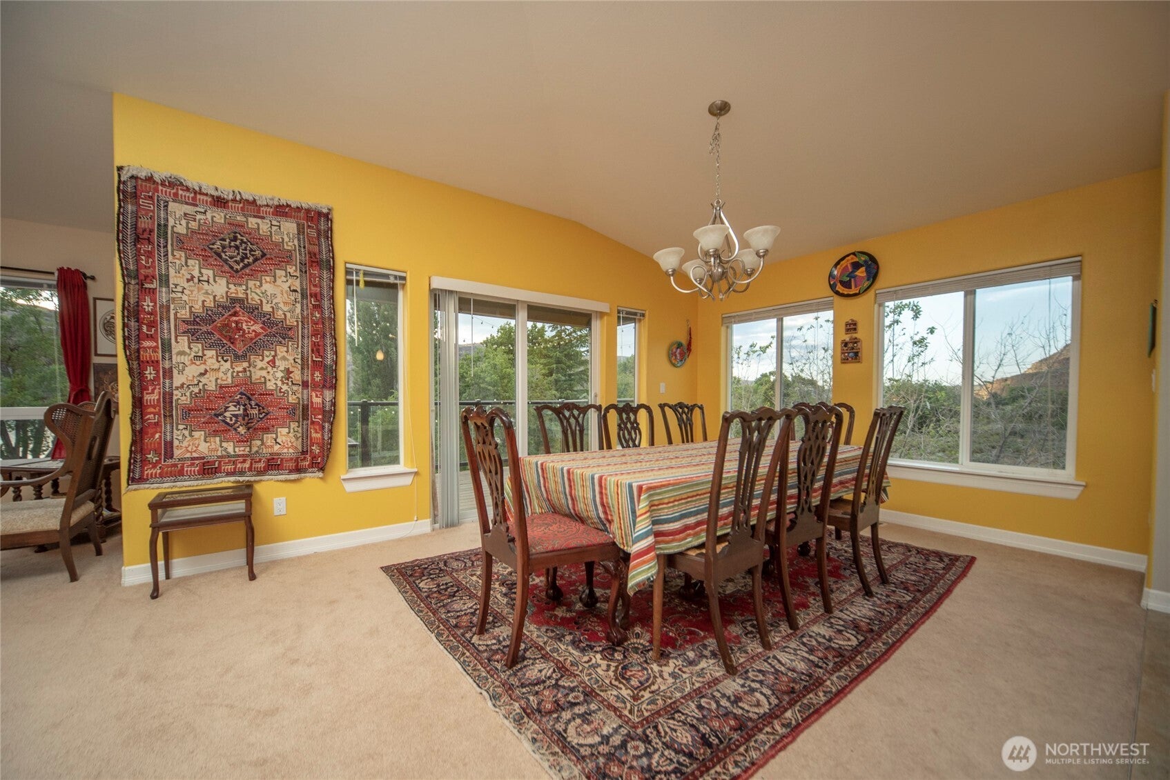 Quincy, Washington, 98848, United States, 4 Bedrooms Bedrooms, ,4 BathroomsBathrooms,Residential,Active,1824915