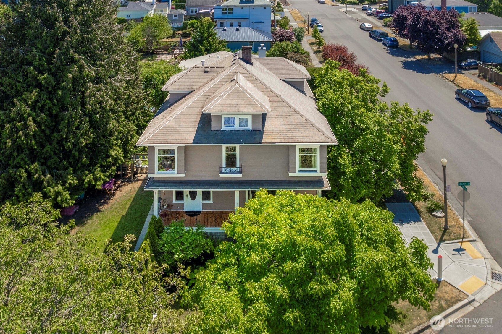 Tacoma, Washington, 98406, United States, 5 Bedrooms Bedrooms, ,4 BathroomsBathrooms,Residential,Active,1892447