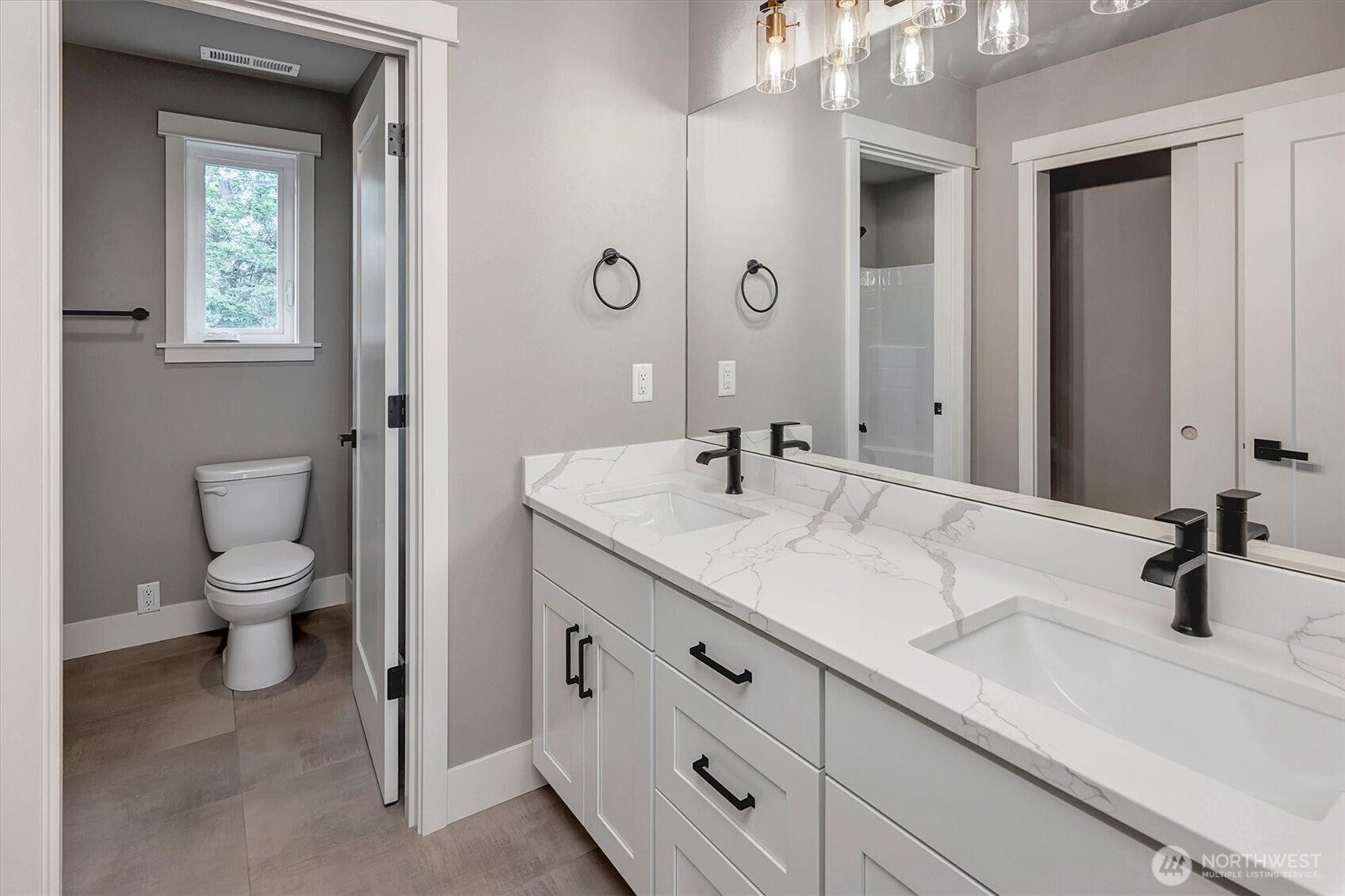 Sammamish, Washington, 98074, United States, 4 Bedrooms Bedrooms, ,4 BathroomsBathrooms,Residential,Active,1886848