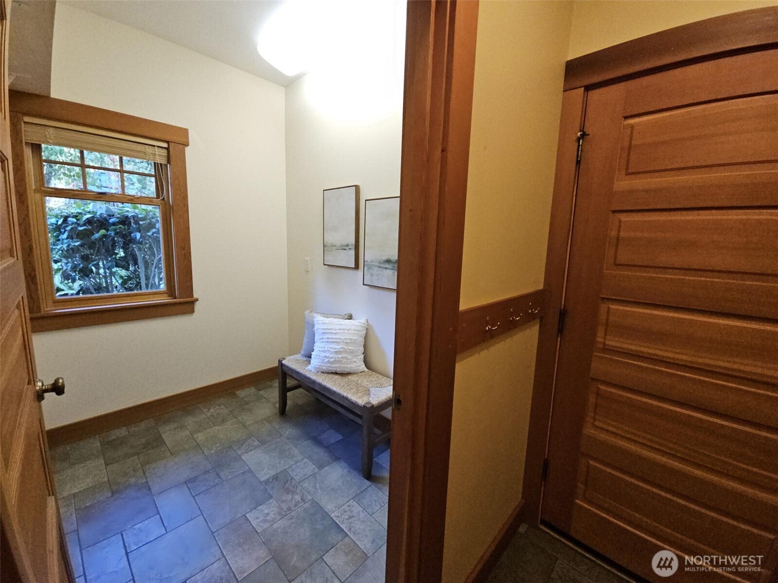 Olympia, Washington, 98506, United States, 3 Bedrooms Bedrooms, ,3 BathroomsBathrooms,Residential,Active,1953406