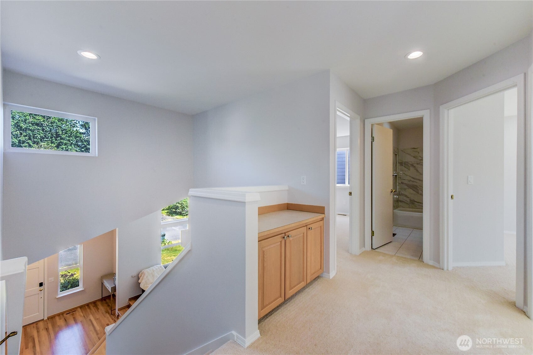 Kenmore, Washington, 98028, United States, 4 Bedrooms Bedrooms, ,3 BathroomsBathrooms,Residential,Pending,1824038