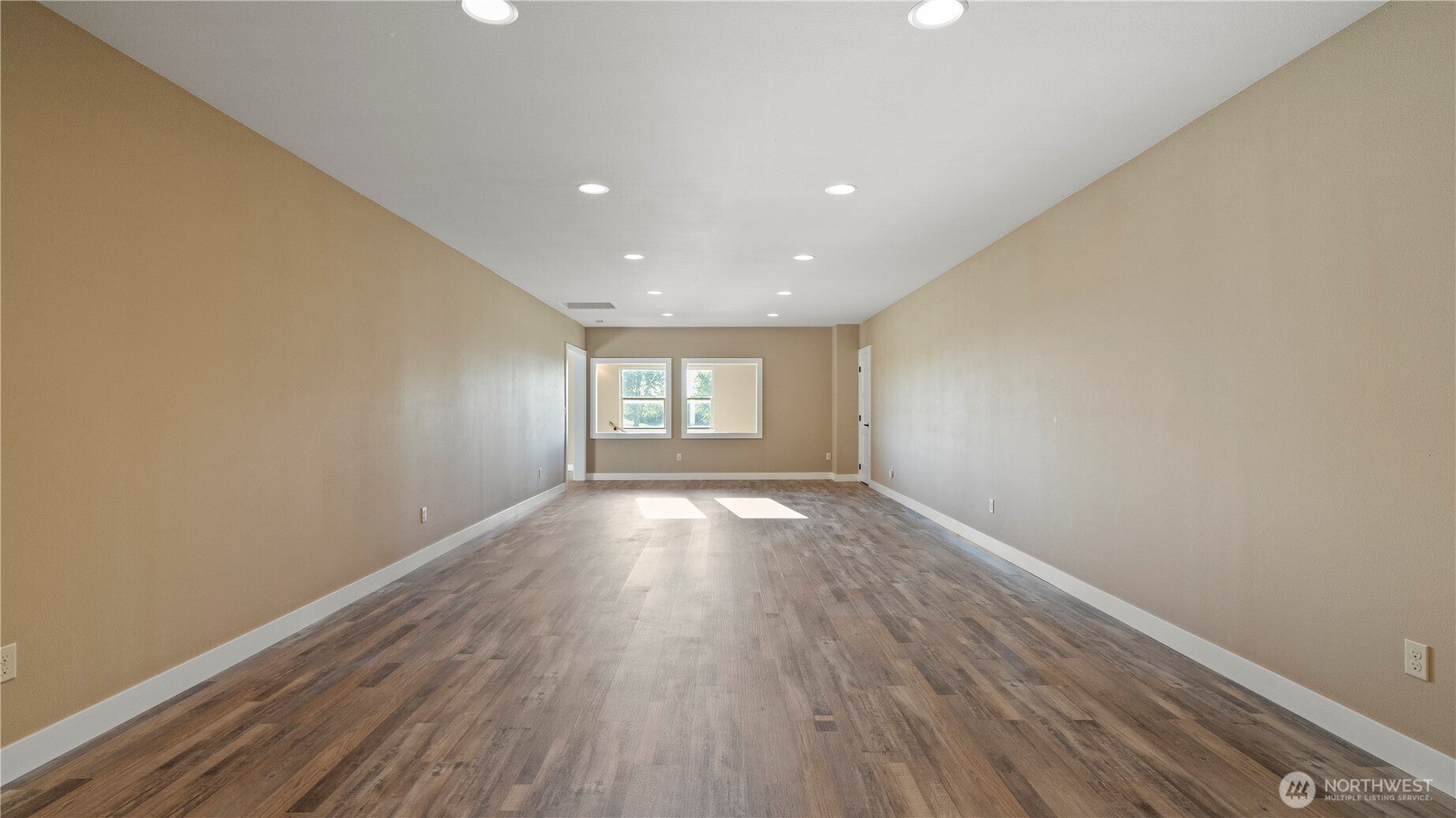 Walla Walla, Washington, 99362, United States, 6 Bedrooms Bedrooms, ,5 BathroomsBathrooms,Residential,Active,1787145