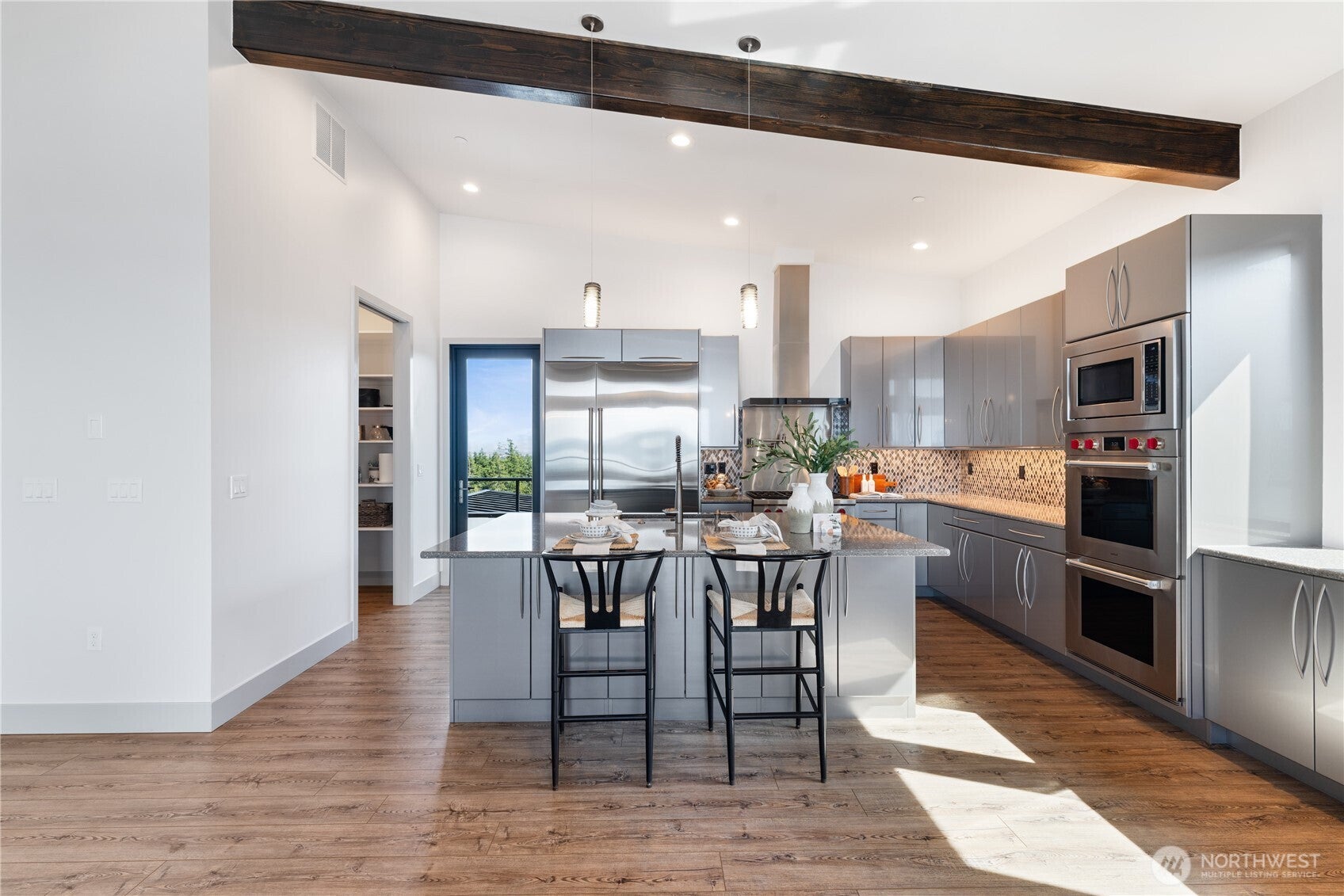 Anacortes, Washington, 98221, United States, 3 Bedrooms Bedrooms, ,3 BathroomsBathrooms,Residential,Active,2007203