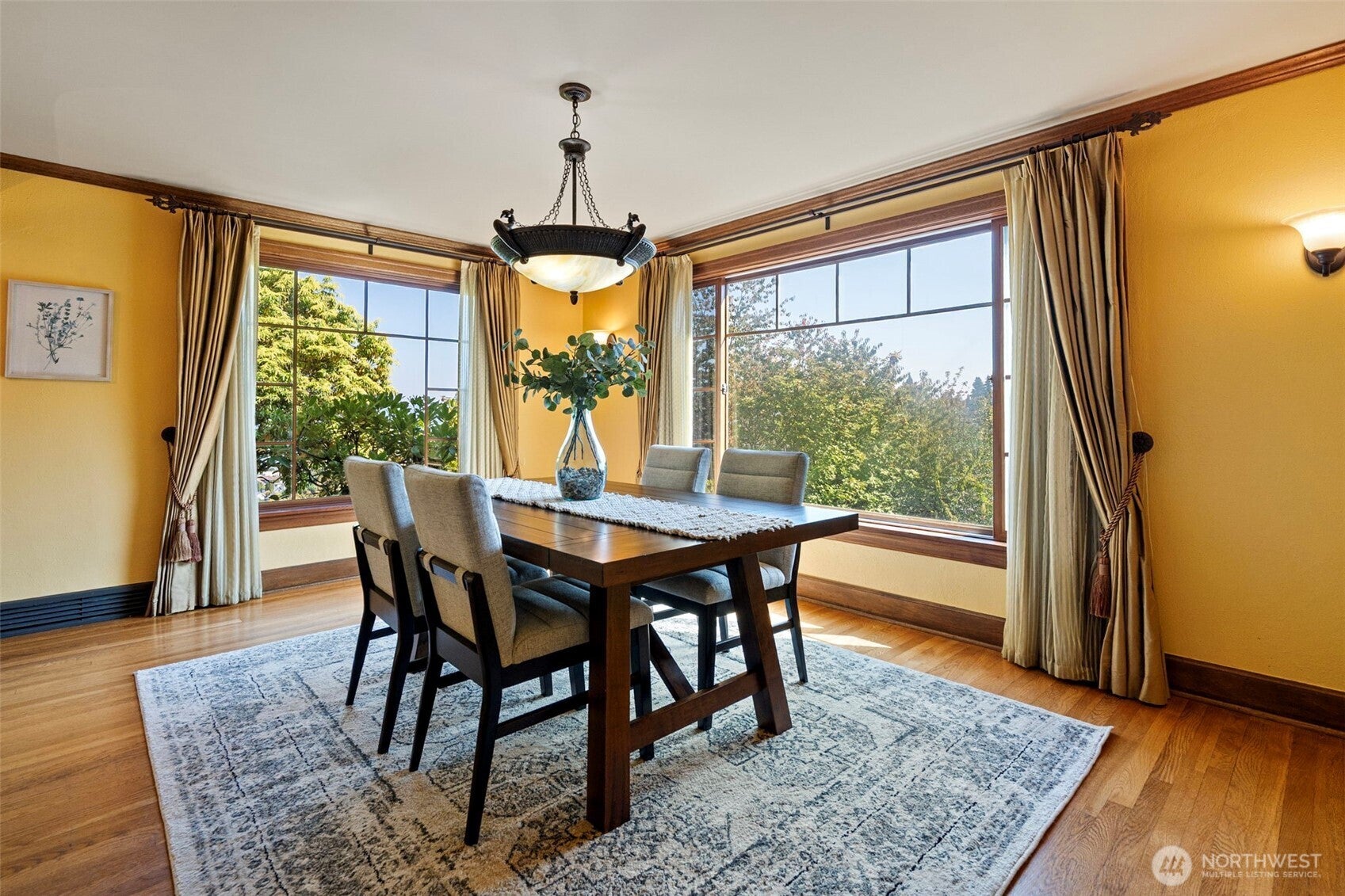 Tacoma, Washington, 98406, United States, 4 Bedrooms Bedrooms, ,4 BathroomsBathrooms,Residential,Active,1952076