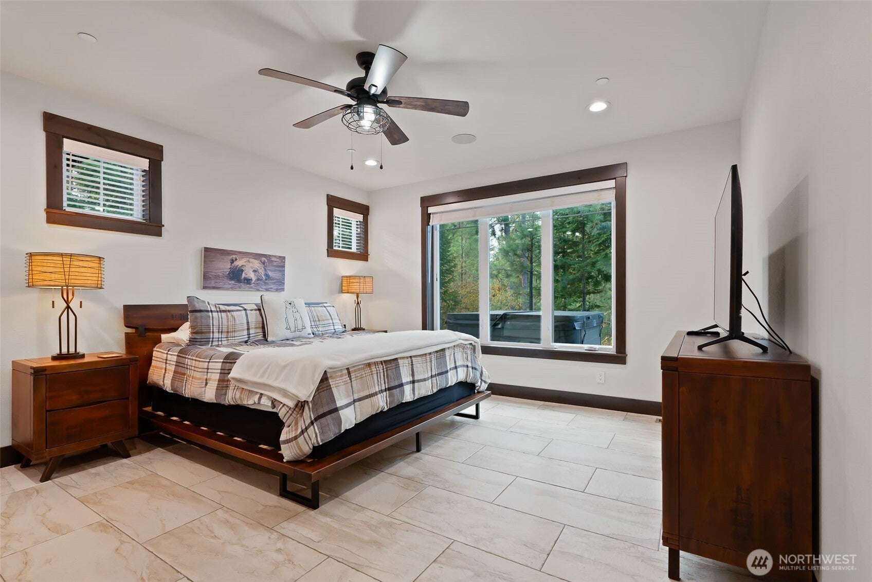 Cle Elum, Washington, 98922, United States, 4 Bedrooms Bedrooms, ,5 BathroomsBathrooms,Residential,Active,1965788