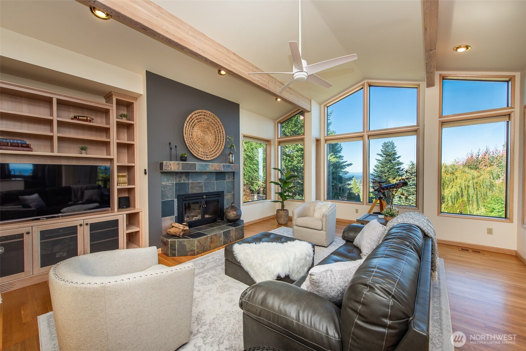 Sequim, Washington, 98382, United States, 3 Bedrooms Bedrooms, ,3 BathroomsBathrooms,Residential,Active,1968097