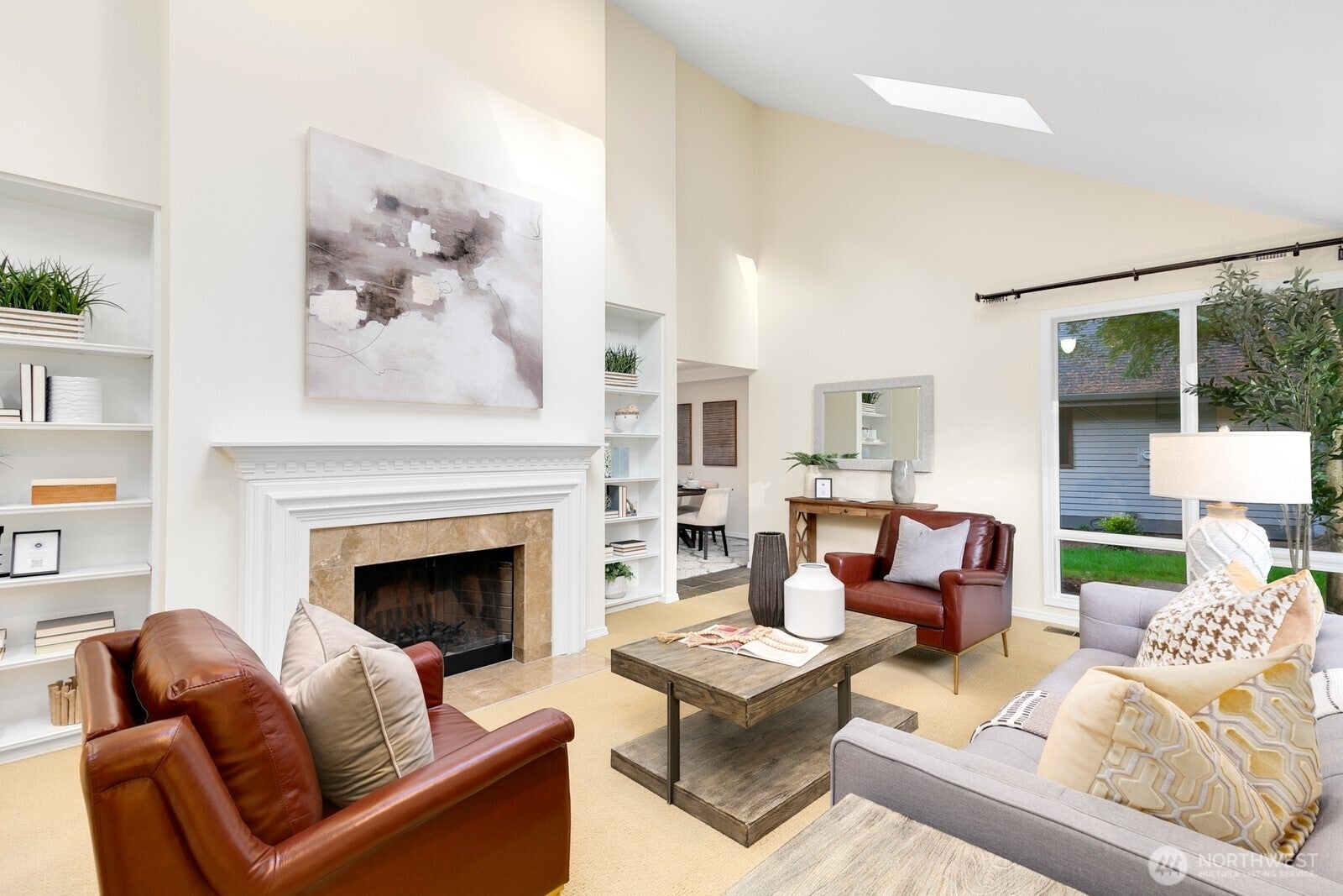 Kirkland, Washington, 98033, United States, 4 Bedrooms Bedrooms, ,3 BathroomsBathrooms,Residential,Active,1909901