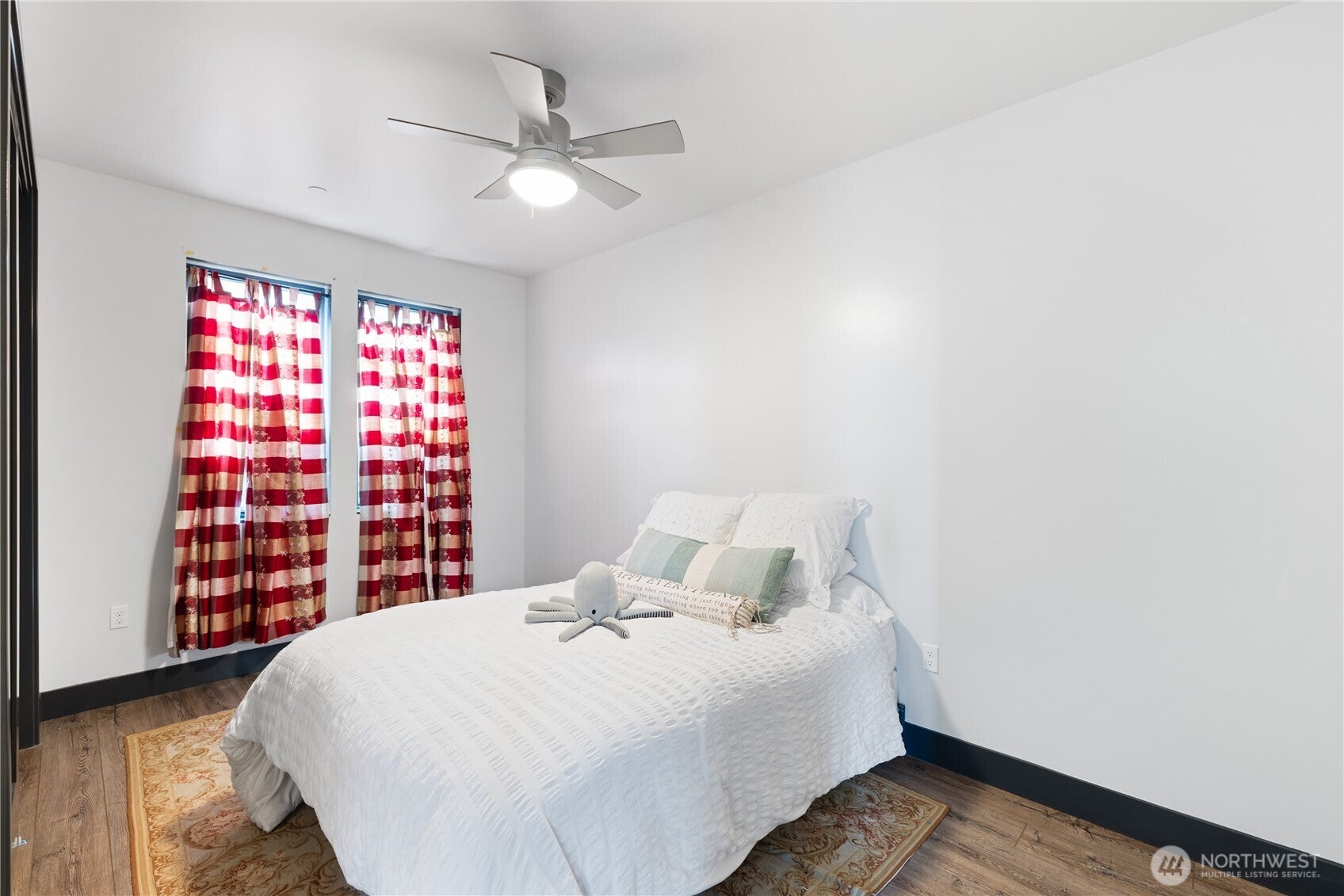 Anacortes, Washington, 98221, United States, 3 Bedrooms Bedrooms, ,3 BathroomsBathrooms,Residential,Active,1968386