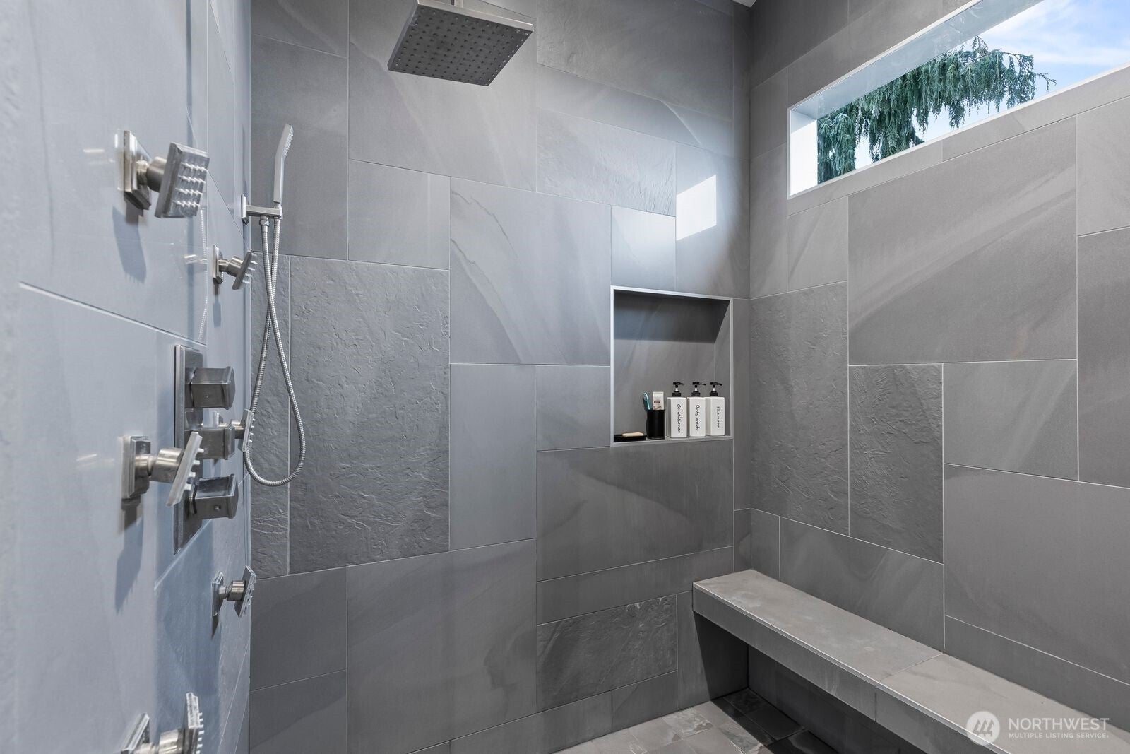 Yakima, Washington, 98908, United States, 1 Bedroom Bedrooms, ,1 BathroomBathrooms,Residential,Active,2013908