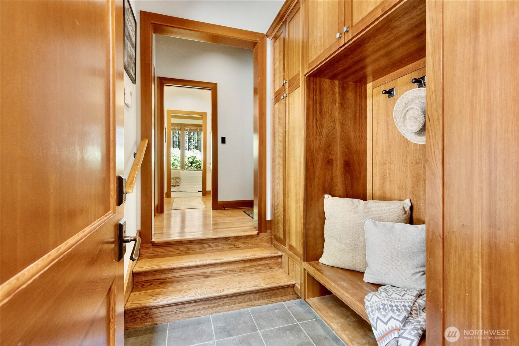 Carnation, Washington, 98014, United States, 3 Bedrooms Bedrooms, ,4 BathroomsBathrooms,Residential,Active,1945355