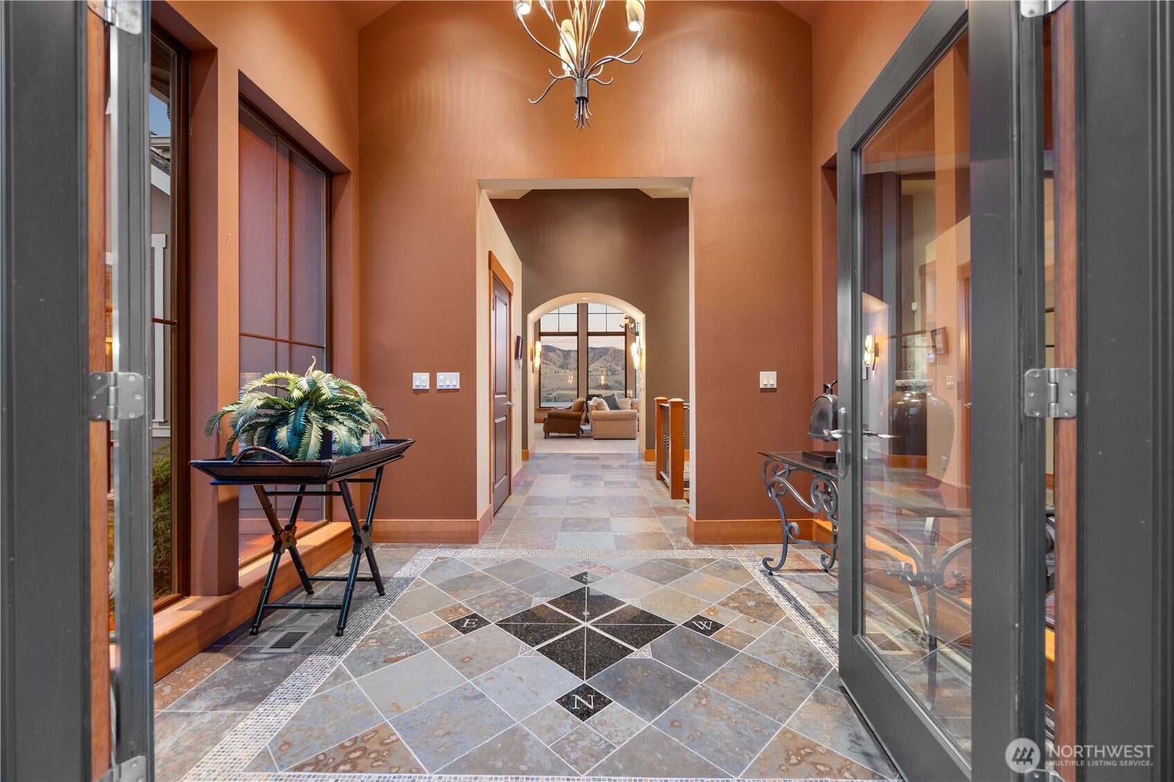 Chelan, Washington, 98816, United States, 4 Bedrooms Bedrooms, ,4 BathroomsBathrooms,Residential,Active,1869141