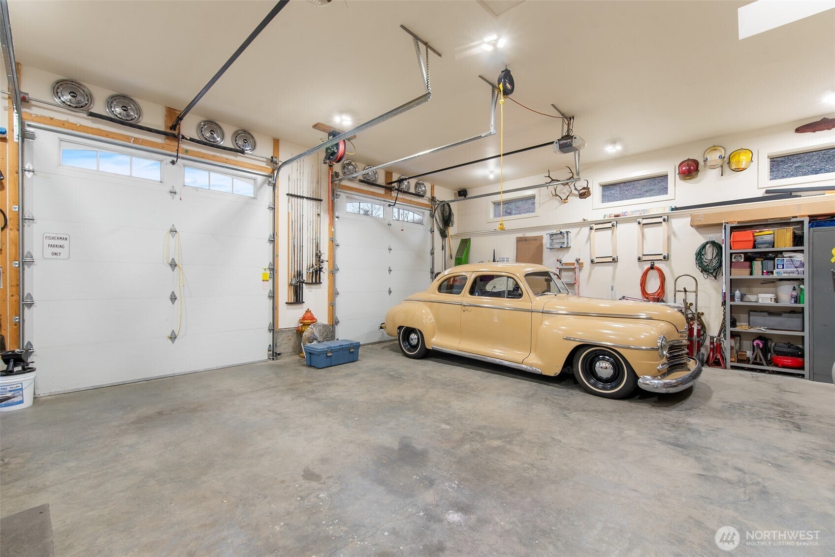 Chelan, Washington, 98816, United States, 5 Bedrooms Bedrooms, ,4 BathroomsBathrooms,Residential,Active,2009141