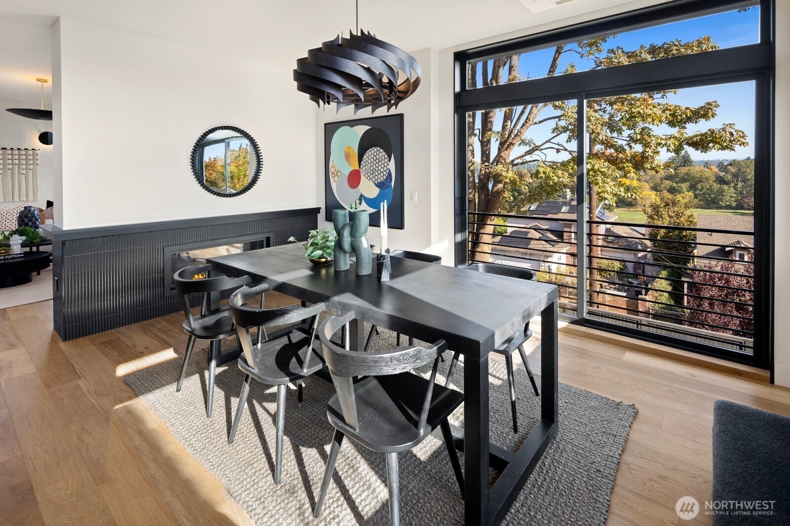 Seattle, Washington, 98118, United States, 6 Bedrooms Bedrooms, ,4 BathroomsBathrooms,Residential,Active,1965834