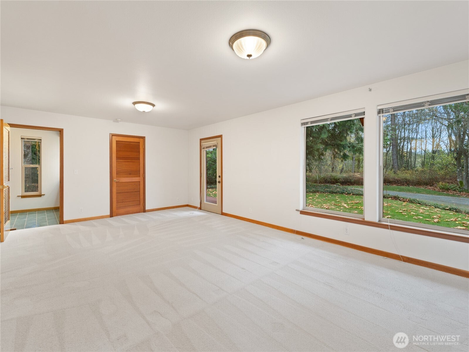 Anacortes, Washington, 98221, United States, 2 Bedrooms Bedrooms, ,3 BathroomsBathrooms,Residential,Active,1997600