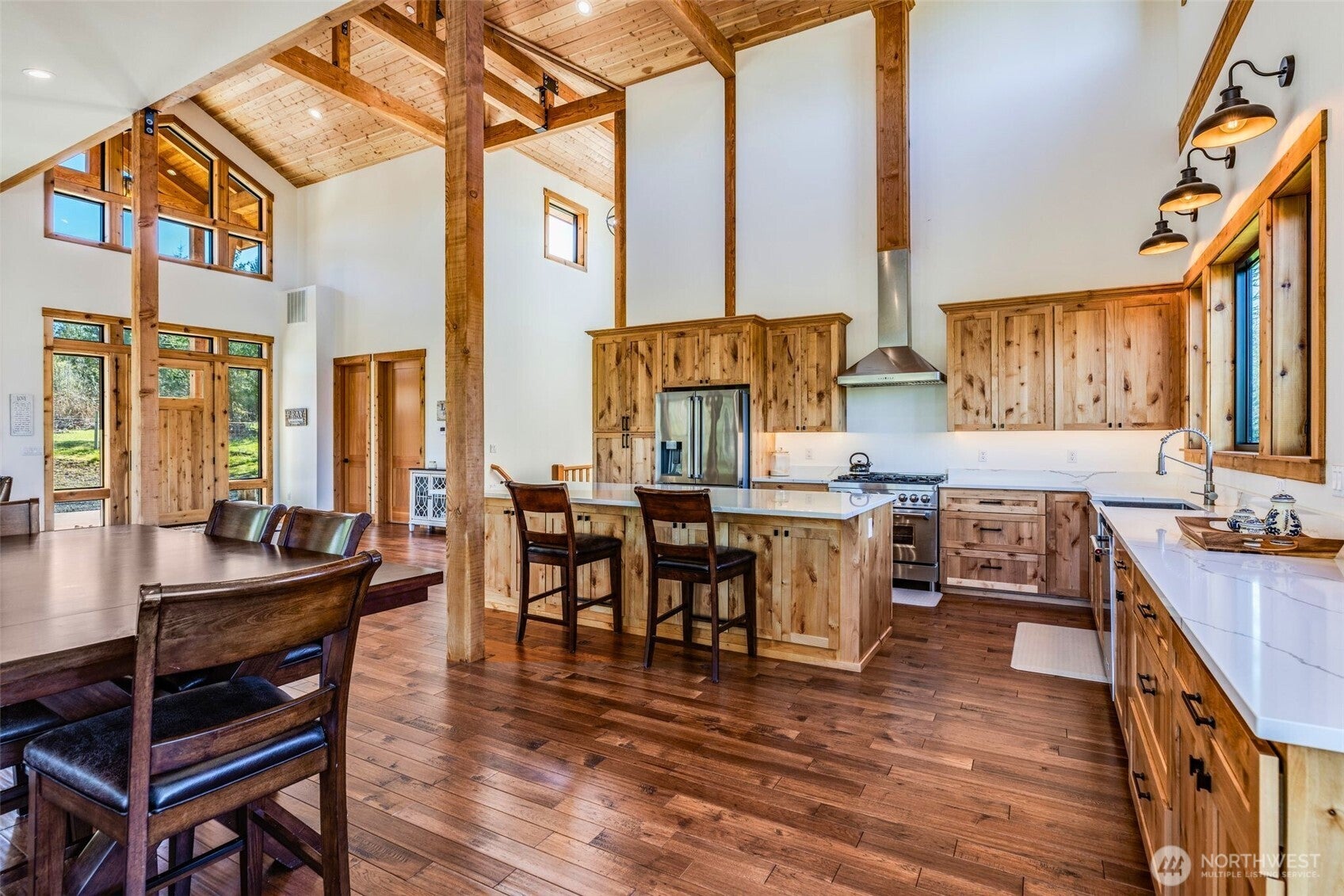 Eatonville, Washington, 98328, United States, 3 Bedrooms Bedrooms, ,3 BathroomsBathrooms,Residential,Active,1798196