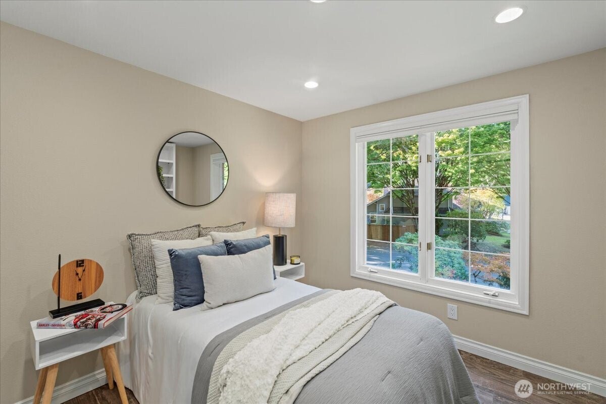 Redmond, Washington, 98052, United States, 4 Bedrooms Bedrooms, ,3 BathroomsBathrooms,Residential,Active,1953683