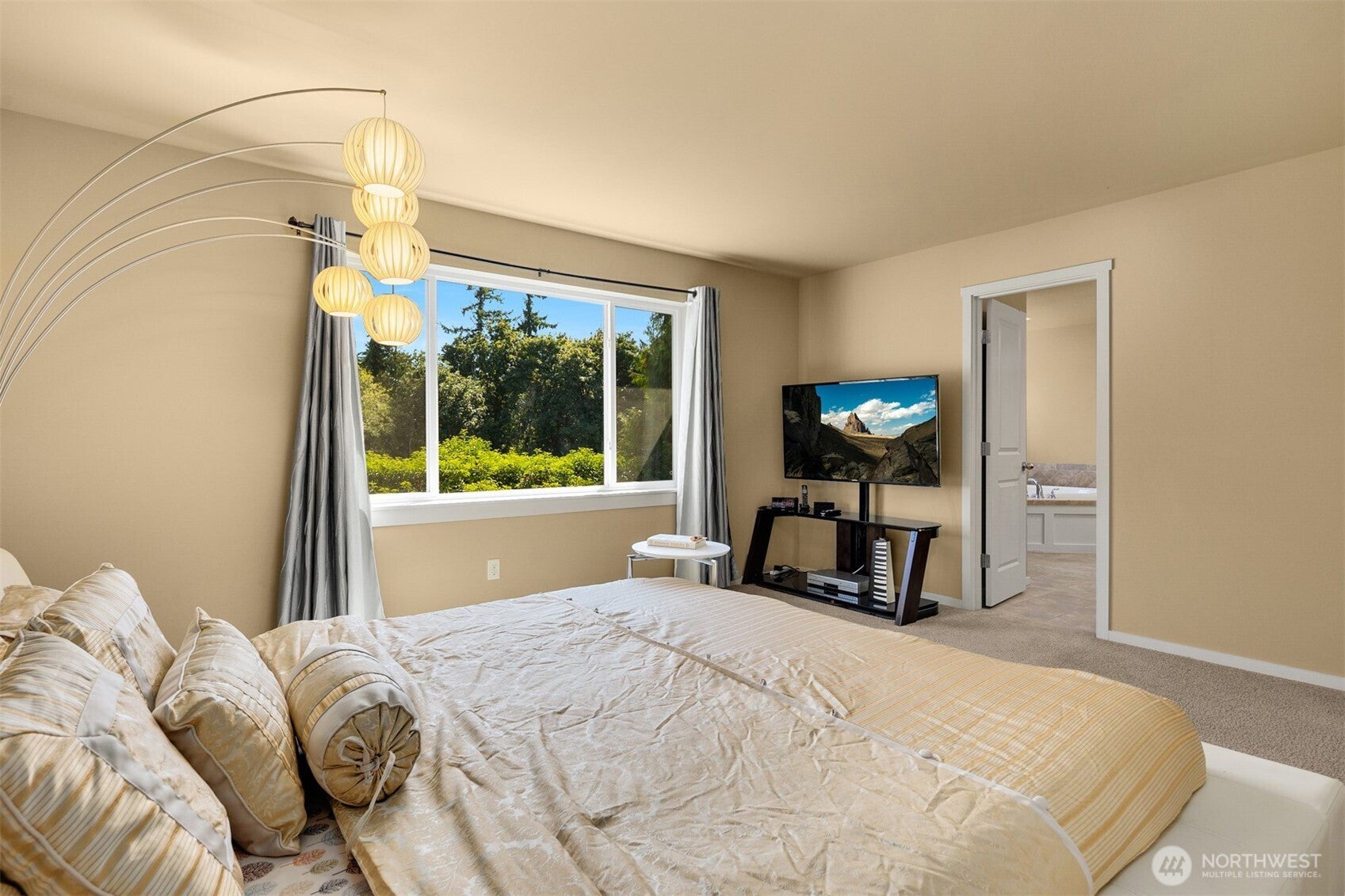 Bothell, Washington, 98021, United States, 4 Bedrooms Bedrooms, ,3 BathroomsBathrooms,Residential,Active,1922335