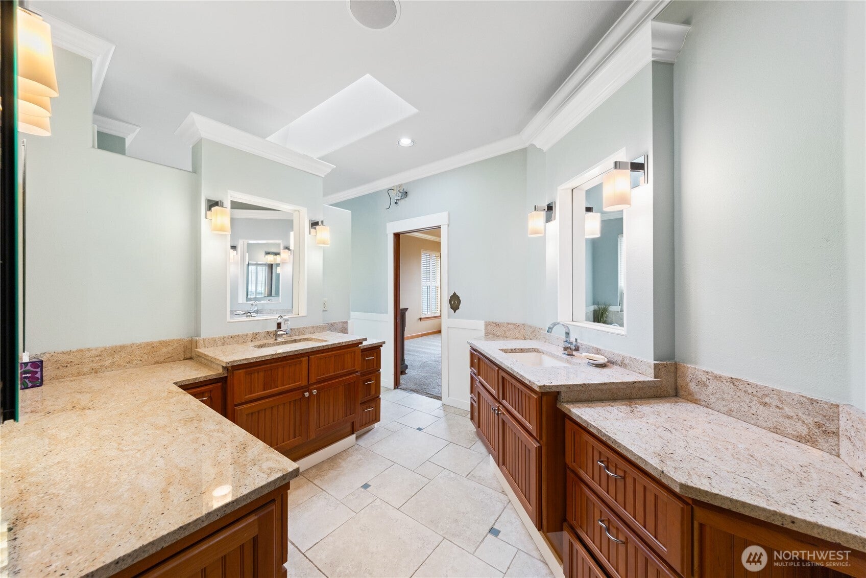 Anacortes, Washington, 98221, United States, 4 Bedrooms Bedrooms, ,3 BathroomsBathrooms,Residential,Pending,1968376