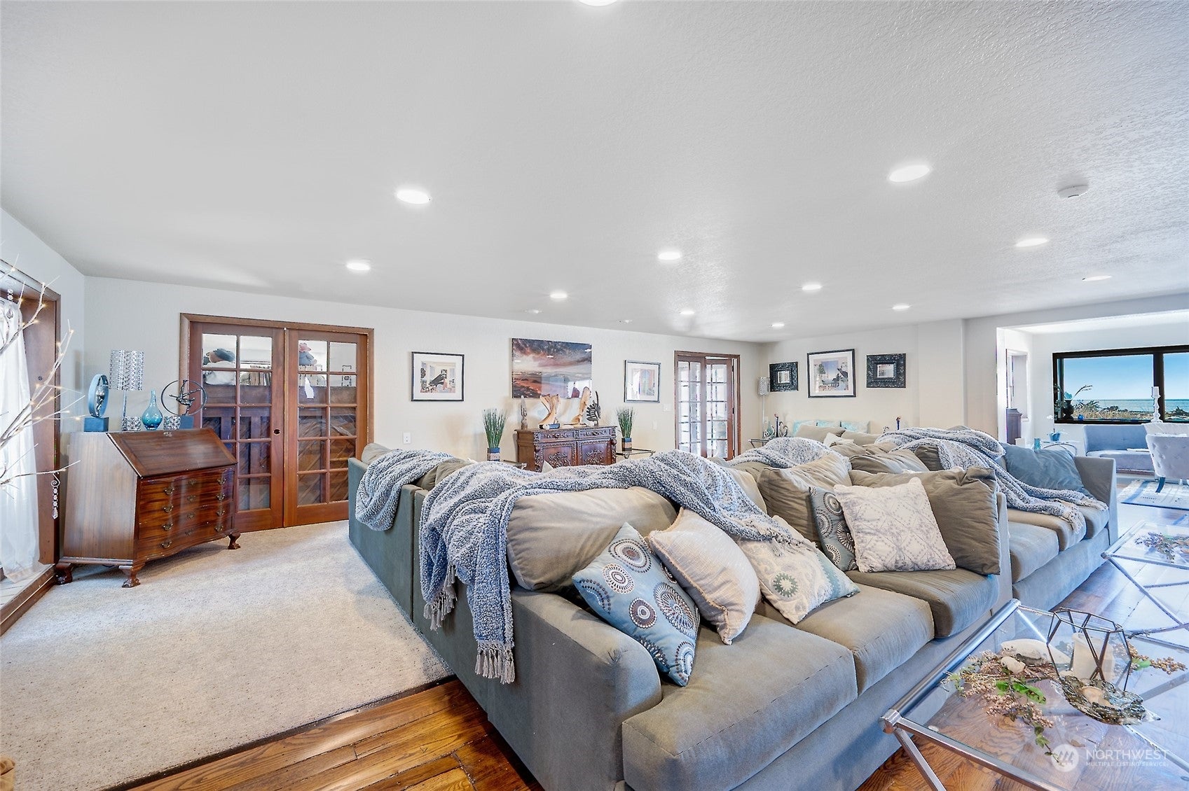 Burien, Washington, 98166, United States, ,5 BathroomsBathrooms,Residential,Pending,1702630