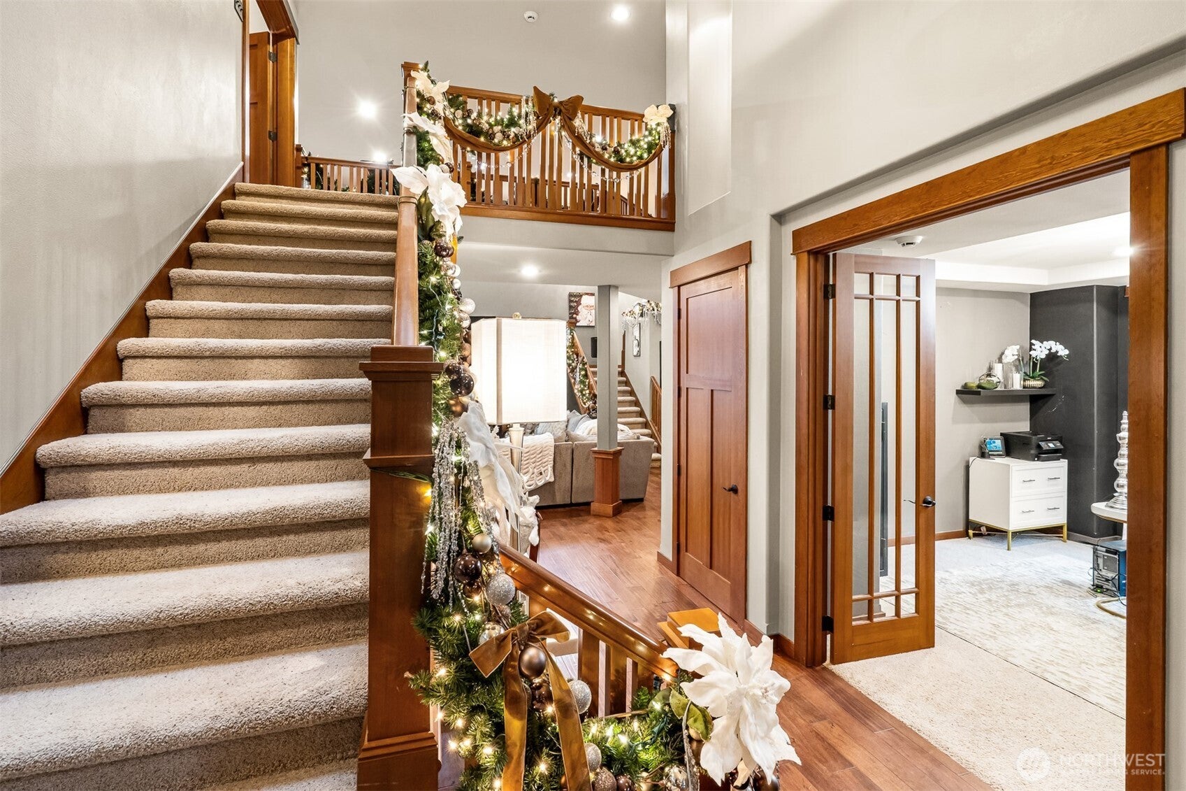 Roy, Washington, 98580, United States, 5 Bedrooms Bedrooms, ,5 BathroomsBathrooms,Residential,Contingent,2007210