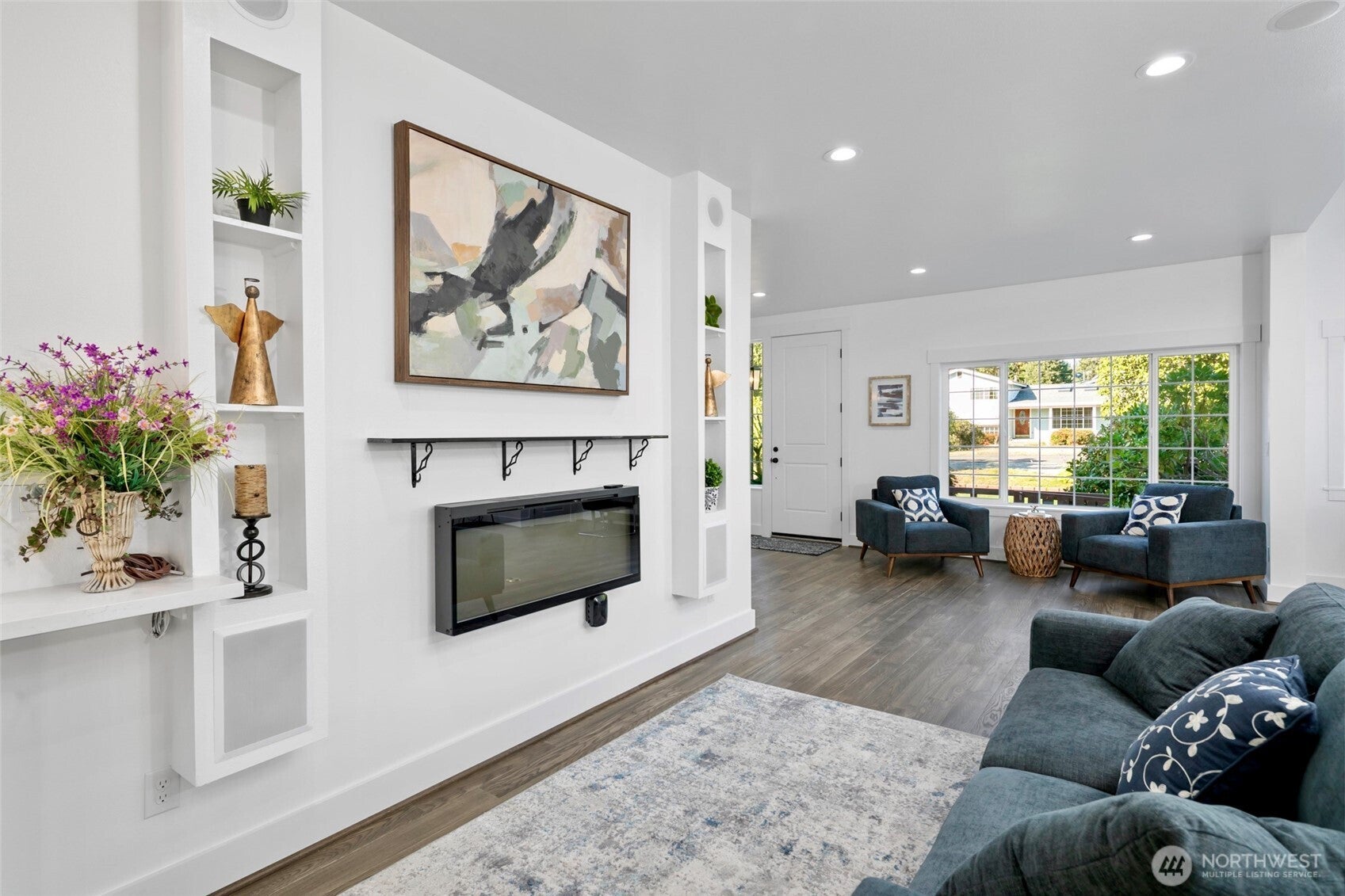 Mountlake Terrace, Washington, 98043, United States, 4 Bedrooms Bedrooms, ,3 BathroomsBathrooms,Residential,Active,1952616