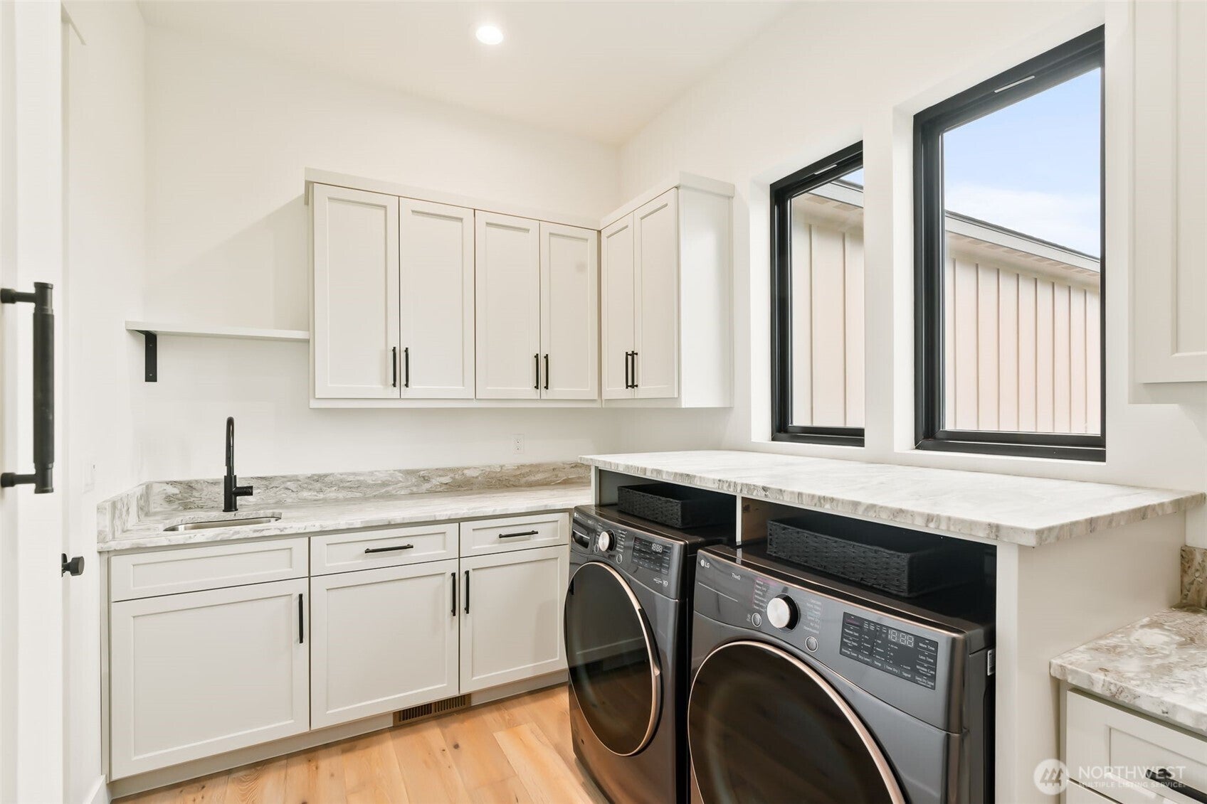 Yakima, Washington, 98908, United States, 4 Bedrooms Bedrooms, ,4 BathroomsBathrooms,Residential,Active,1993975