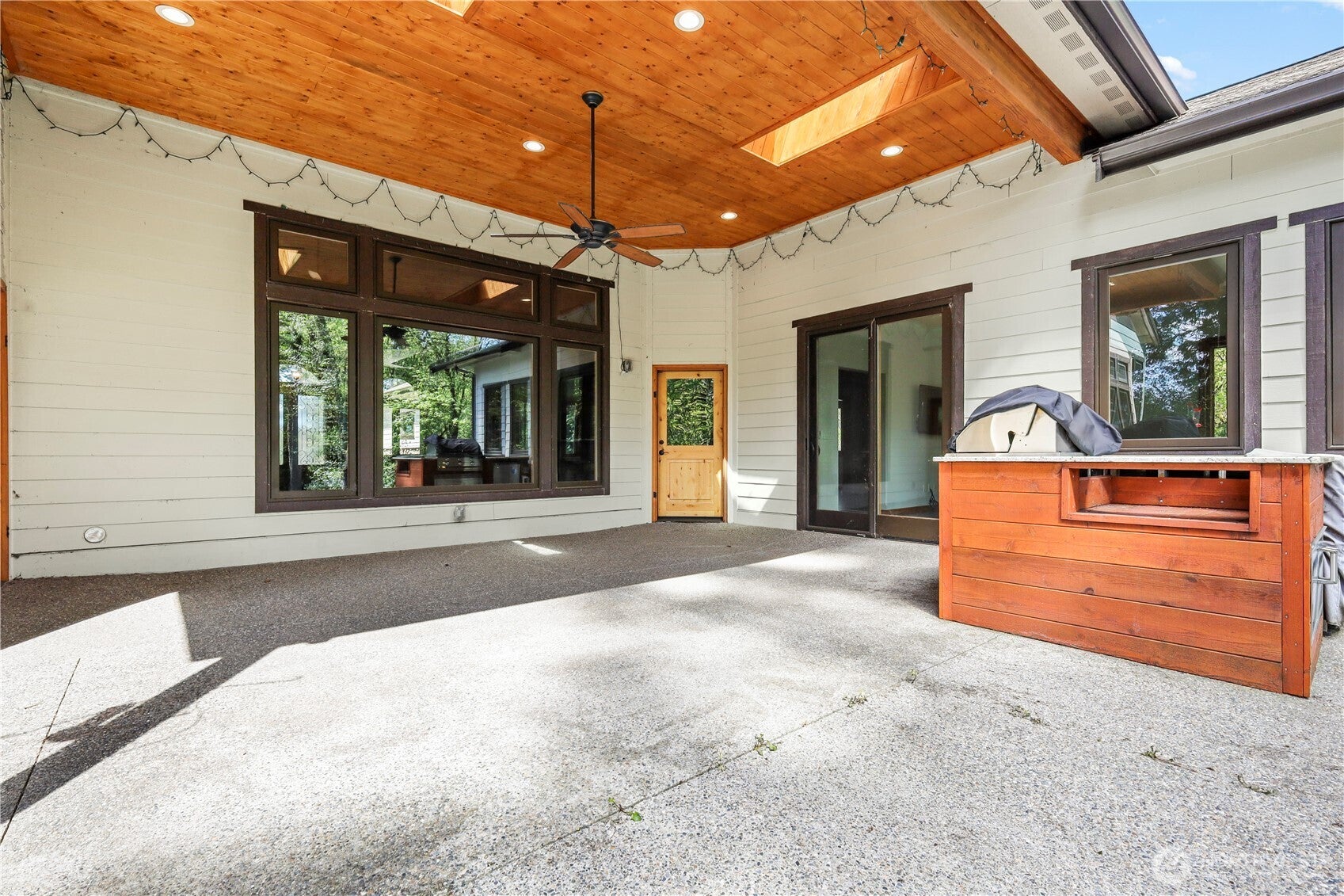 Olympia, Washington, 98513, United States, 3 Bedrooms Bedrooms, ,3 BathroomsBathrooms,Residential,Active,1919389