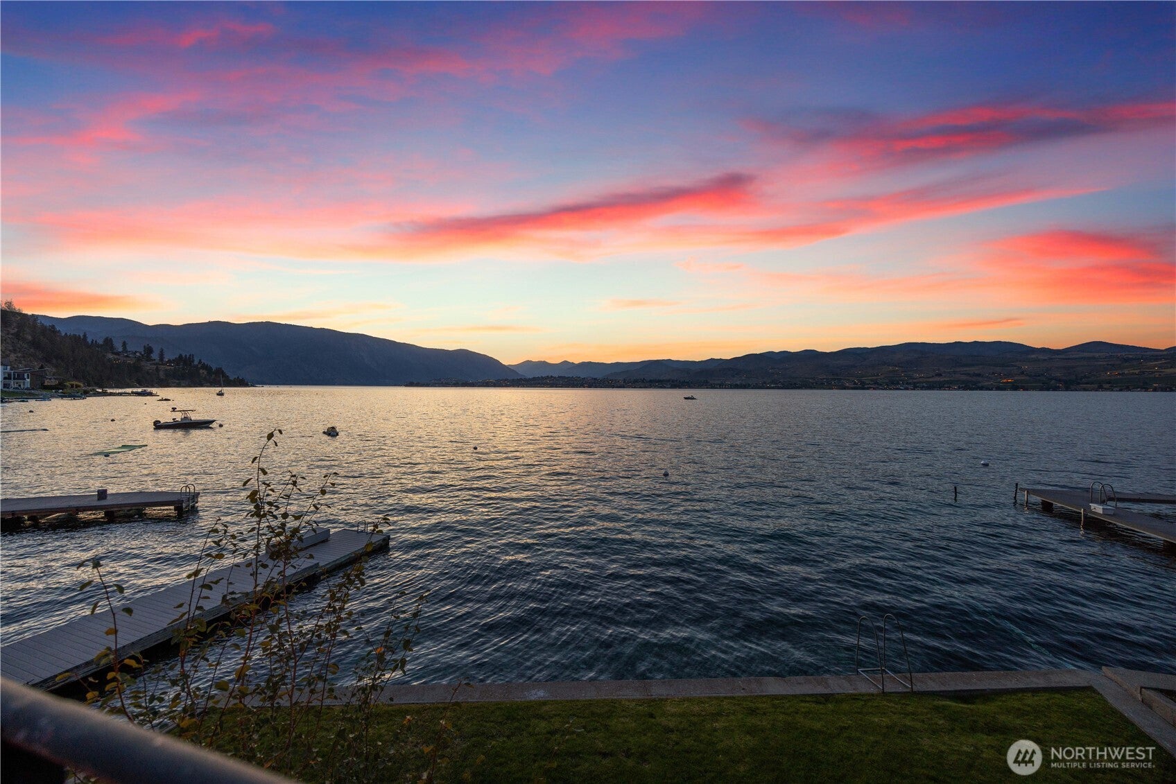 Chelan, Washington, 98816, United States, 2 Bedrooms Bedrooms, ,1 BathroomBathrooms,Residential,Active,1971795