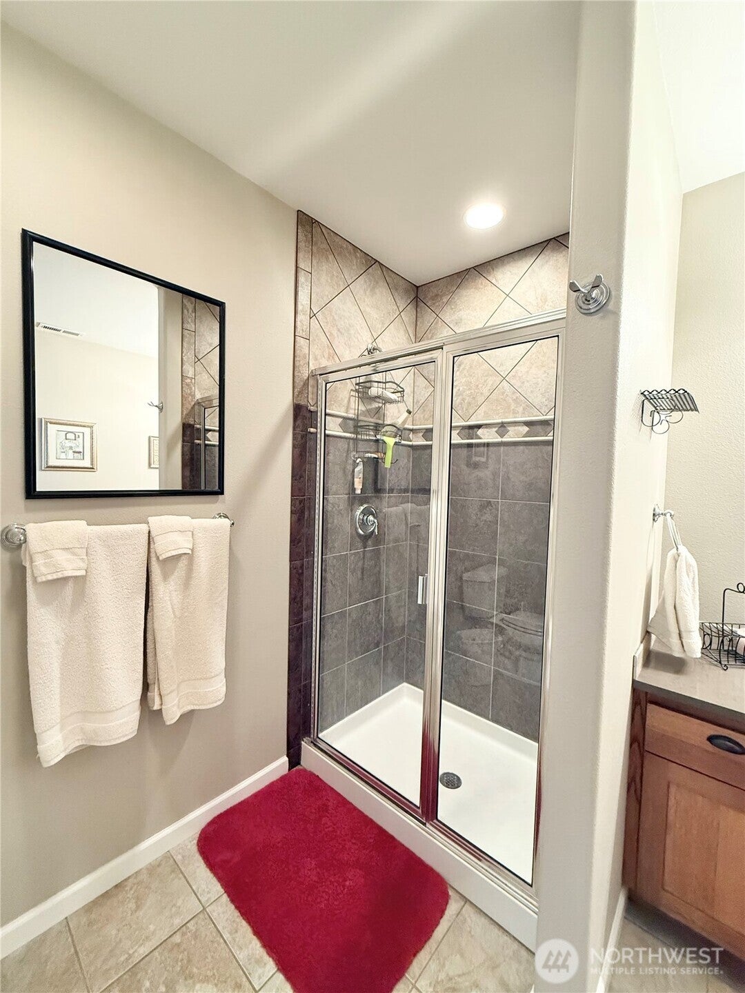 Okanogan, Washington, 98840, United States, ,3 BathroomsBathrooms,Residential,Active,1791216