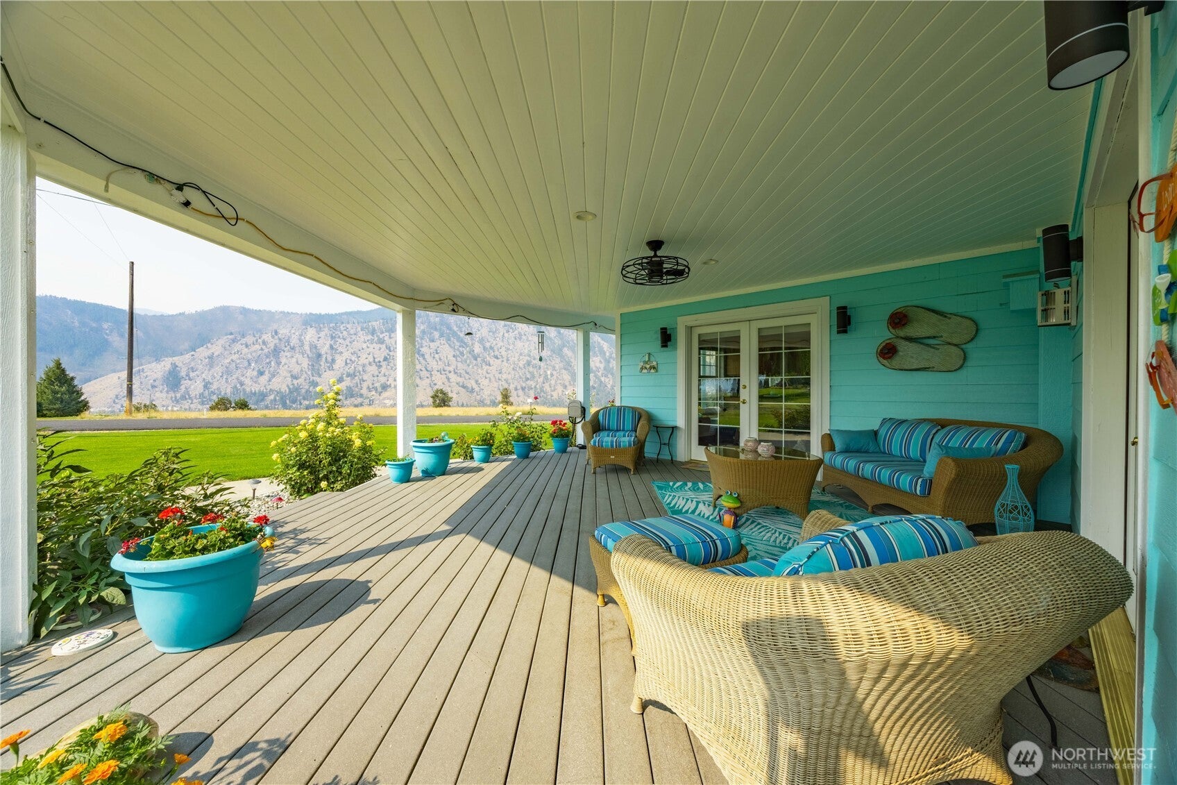 Manson, Washington, 98831, United States, 3 Bedrooms Bedrooms, ,3 BathroomsBathrooms,Residential,Active,1946323