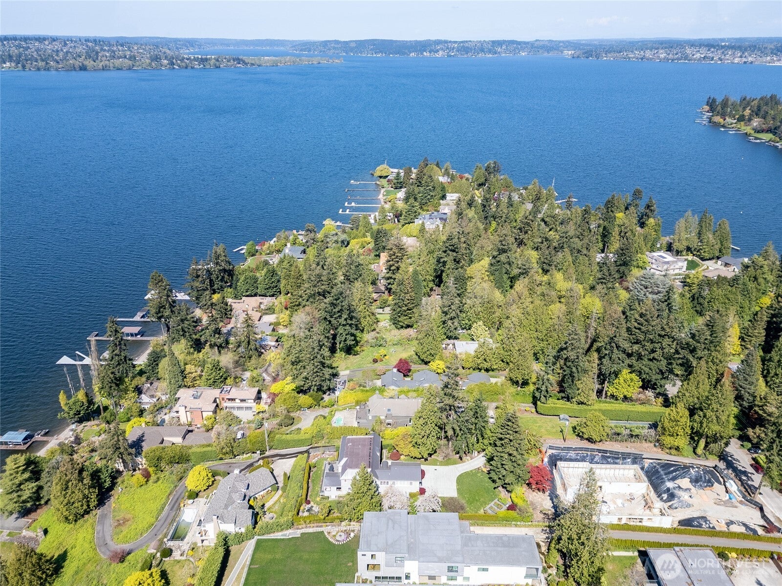 Medina, Washington, 98039, United States, 3 Bedrooms Bedrooms, ,3 BathroomsBathrooms,Residential,Active,1781504