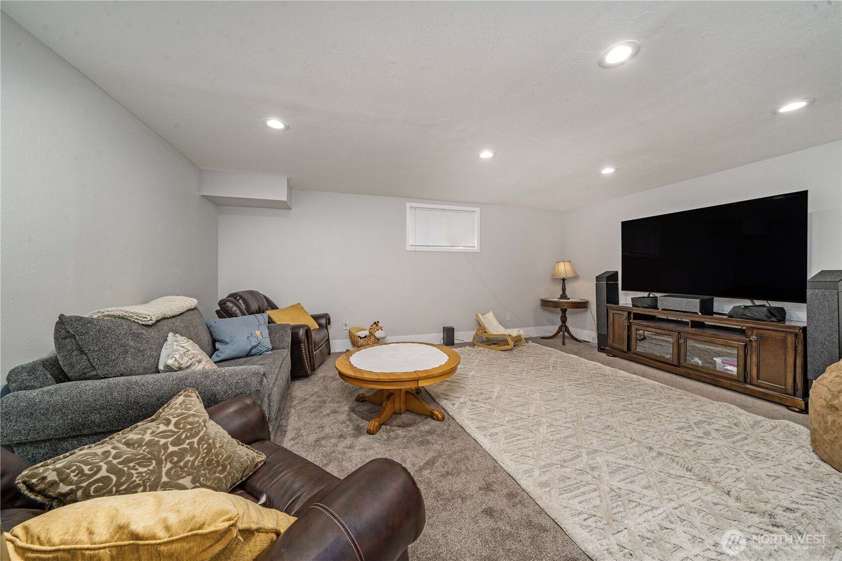 Tacoma, Washington, 98406, United States, 5 Bedrooms Bedrooms, ,4 BathroomsBathrooms,Residential,Active,2007284