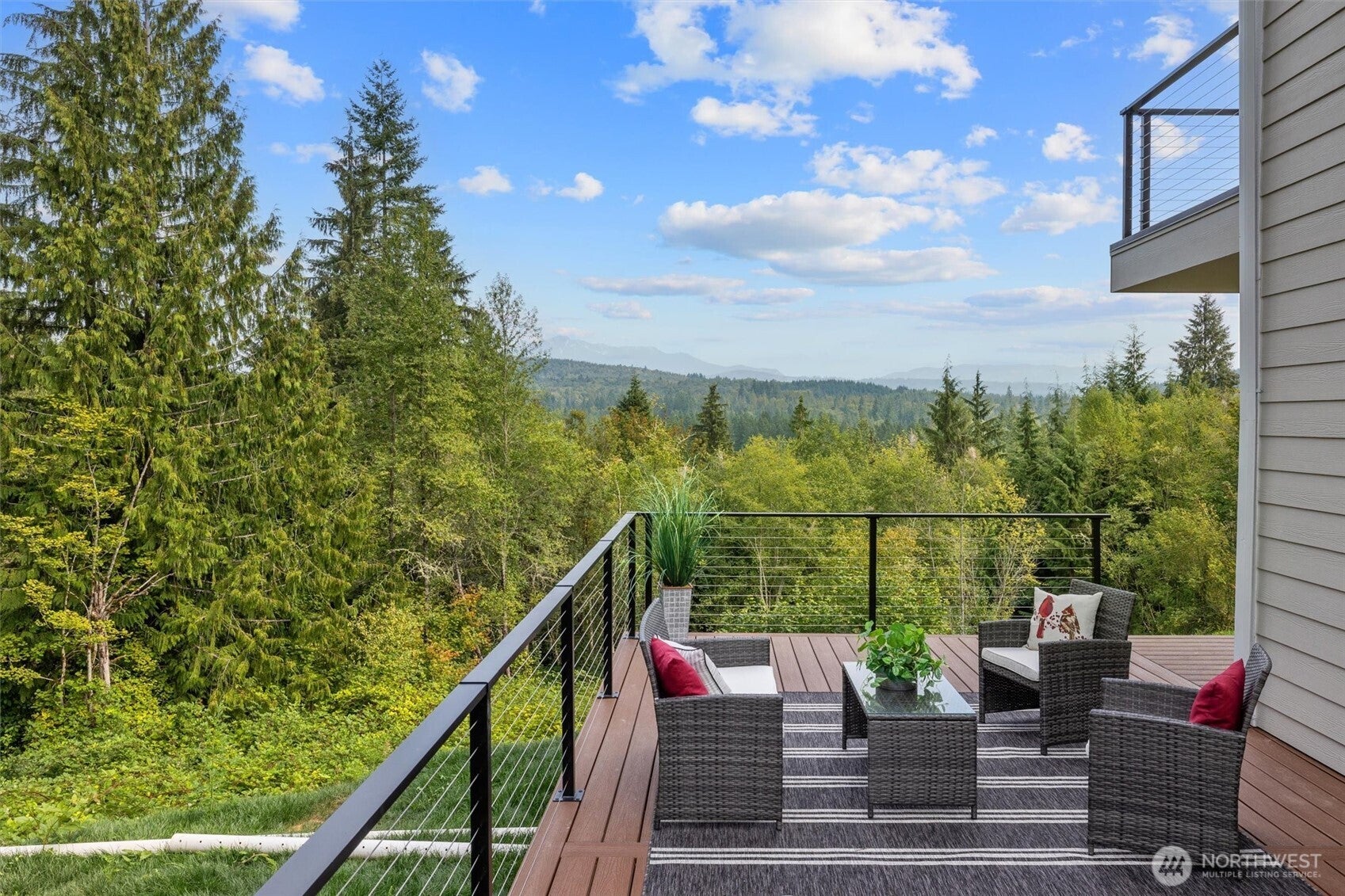 Snohomish, Washington, 98290, United States, 3 Bedrooms Bedrooms, ,3 BathroomsBathrooms,Residential,Active,1929406