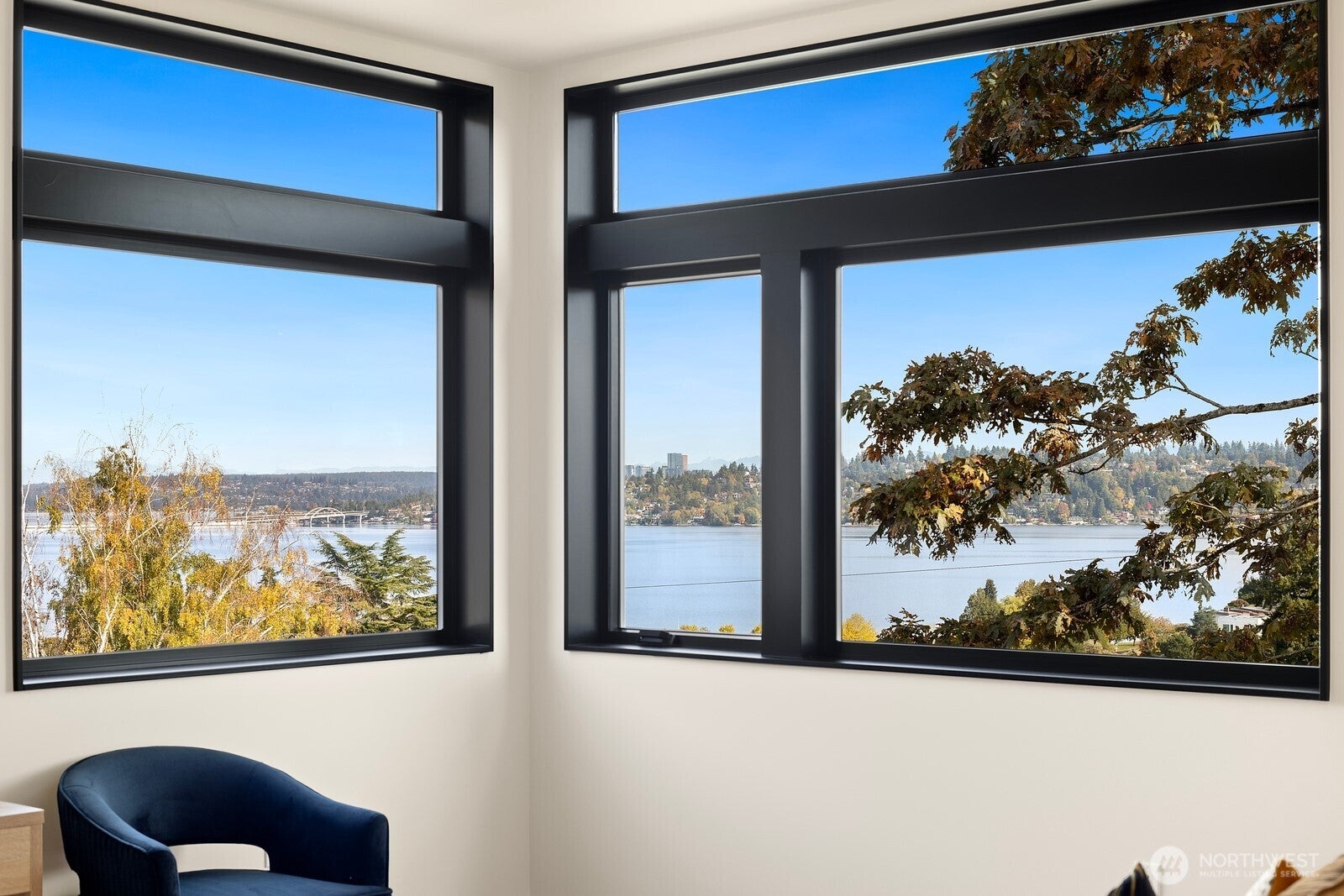 Seattle, Washington, 98118, United States, 6 Bedrooms Bedrooms, ,4 BathroomsBathrooms,Residential,Active,1965834