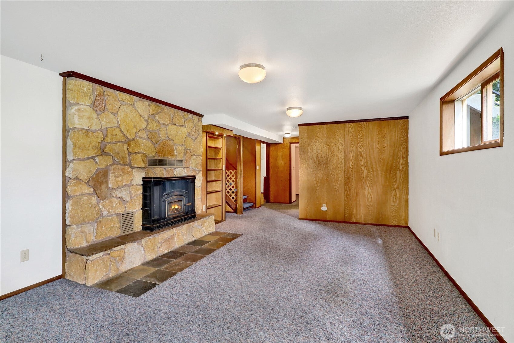 Bellingham, Washington, 98225, United States, 3 Bedrooms Bedrooms, ,2 BathroomsBathrooms,Residential,Active,1824012