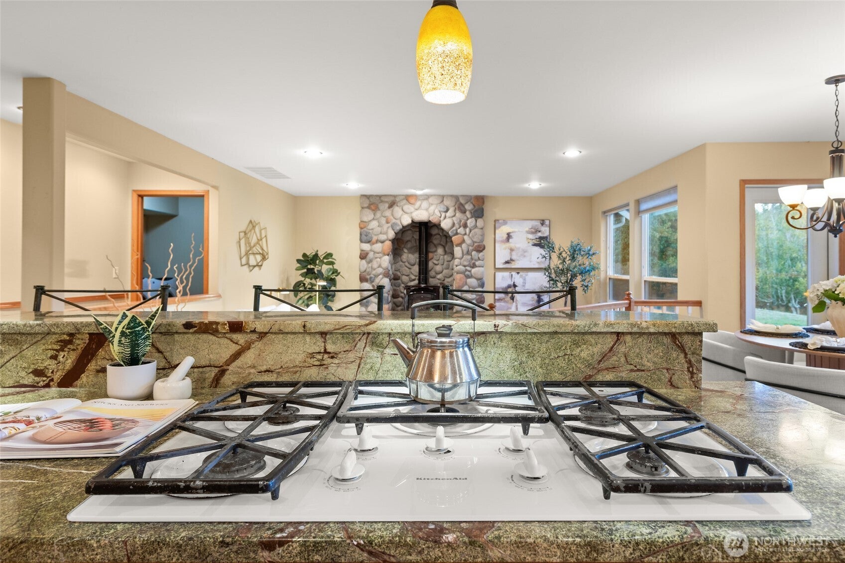 Auburn, Washington, 98092, United States, 4 Bedrooms Bedrooms, ,3 BathroomsBathrooms,Residential,Active,1968380