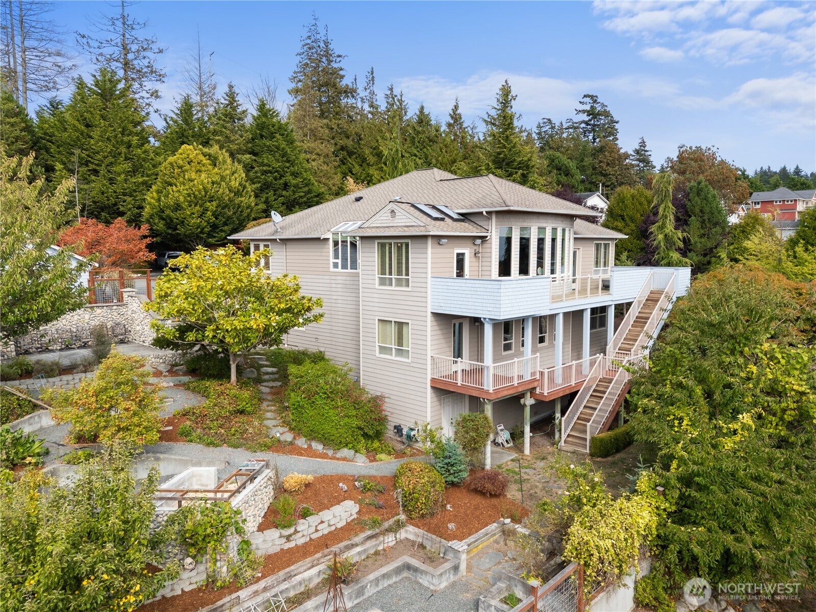 Anacortes, Washington, 98221, United States, 4 Bedrooms Bedrooms, ,3 BathroomsBathrooms,Residential,Pending,1968376