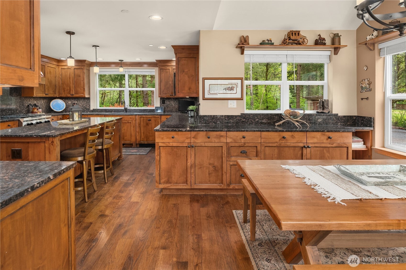 Carnation, Washington, 98014, United States, 4 Bedrooms Bedrooms, ,4 BathroomsBathrooms,Residential,Active,1810418