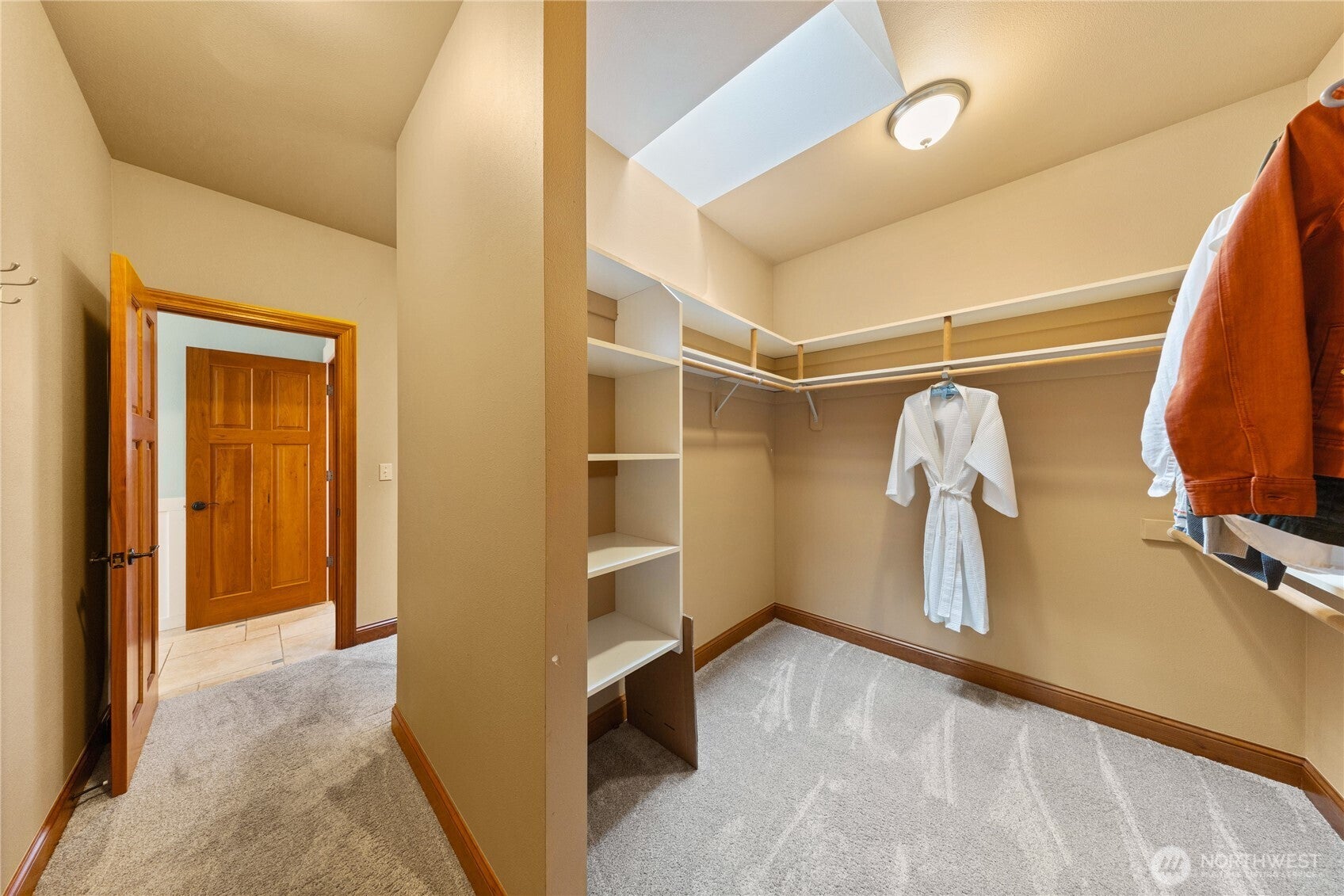 Anacortes, Washington, 98221, United States, 4 Bedrooms Bedrooms, ,3 BathroomsBathrooms,Residential,Pending,1968376