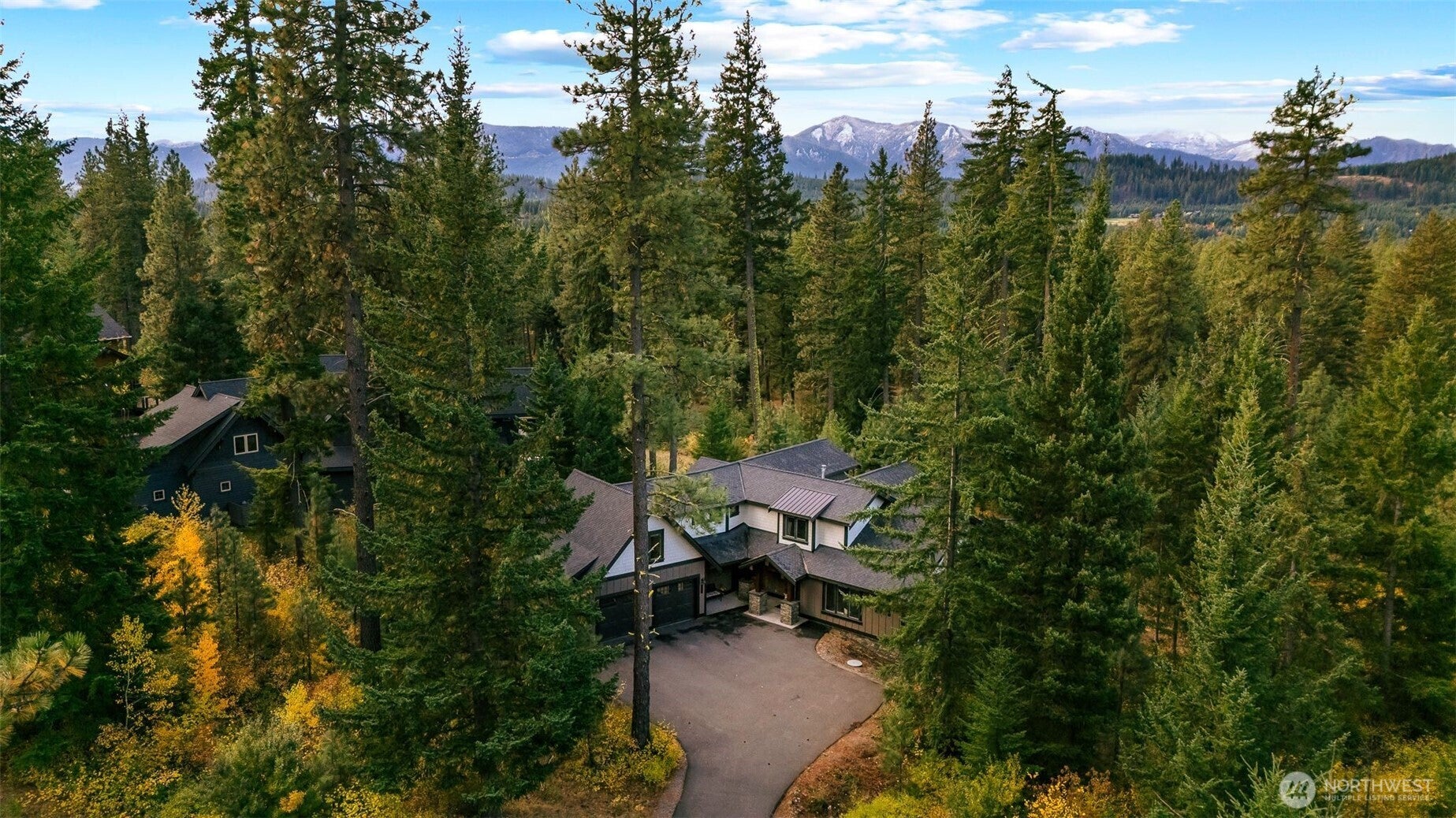Cle Elum, Washington, 98922, United States, 4 Bedrooms Bedrooms, ,5 BathroomsBathrooms,Residential,Active,1965788