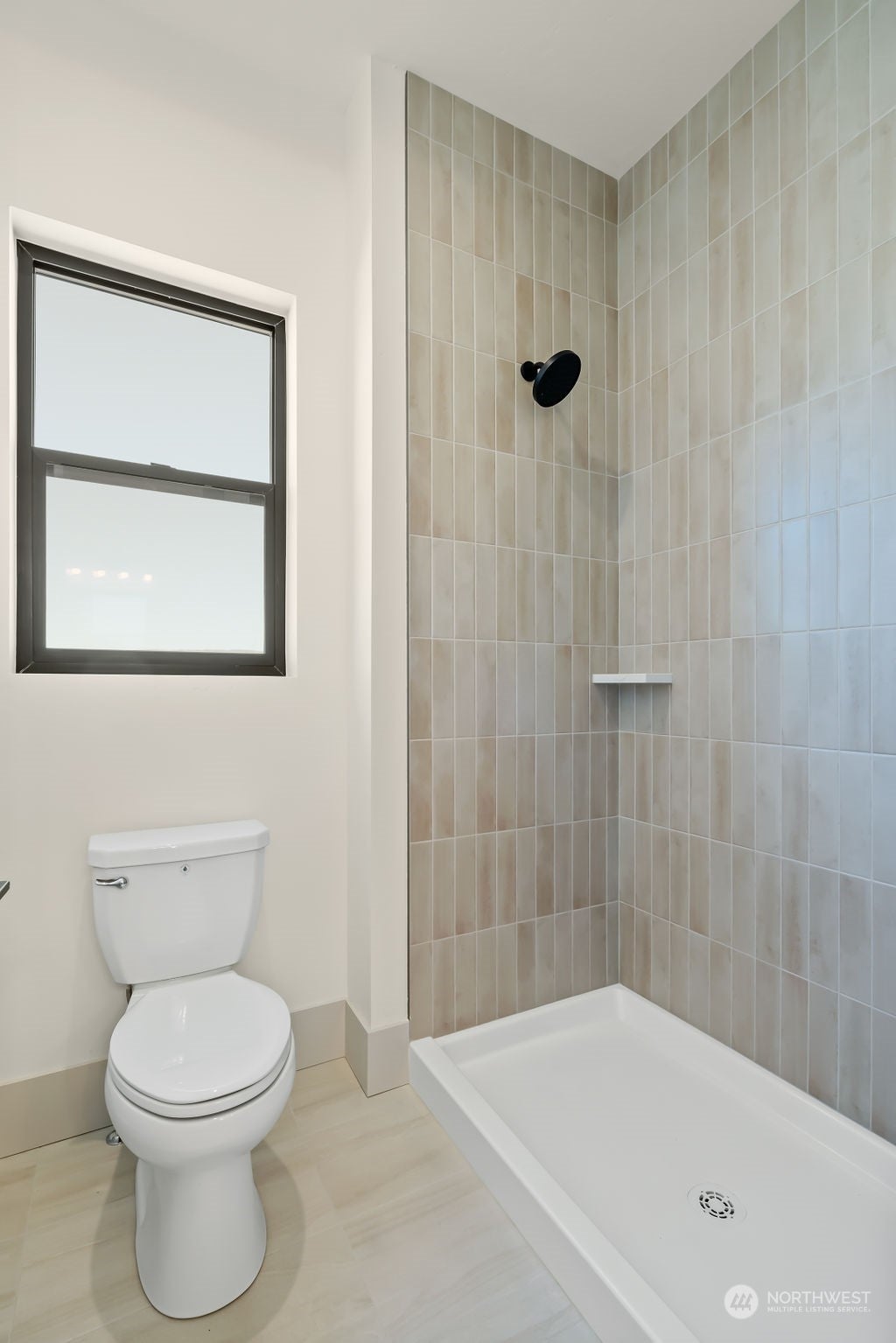 Ellensburg, Washington, 98926, United States, 3 Bedrooms Bedrooms, ,3 BathroomsBathrooms,Residential,Active,1902955