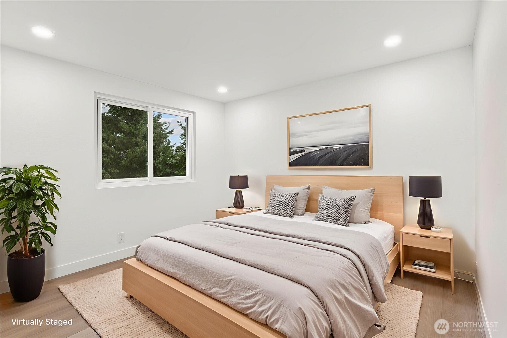 Bothell, Washington, 98011, United States, 4 Bedrooms Bedrooms, ,3 BathroomsBathrooms,Residential,Active,1944084